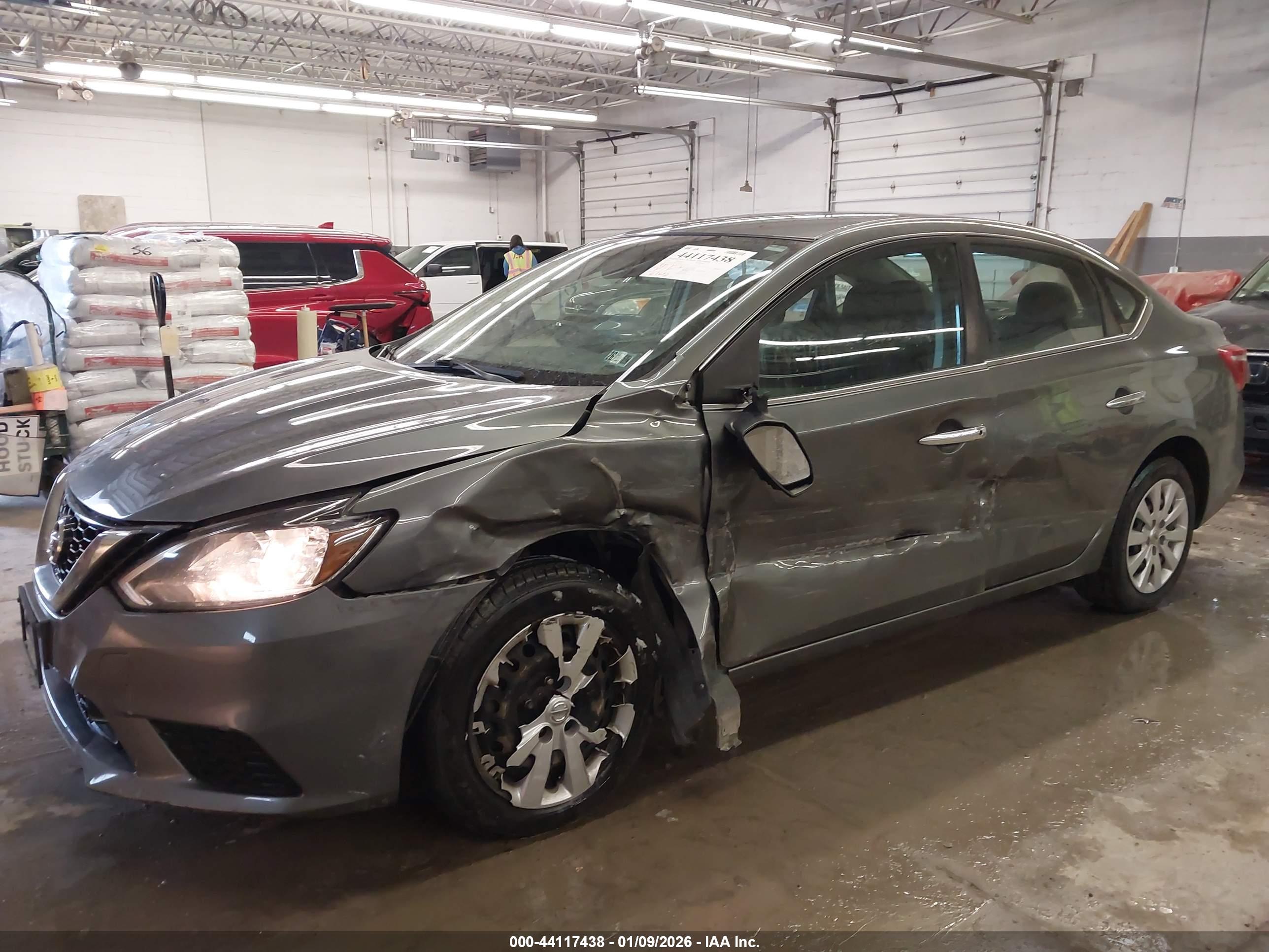 NISSAN SENTRA image 6