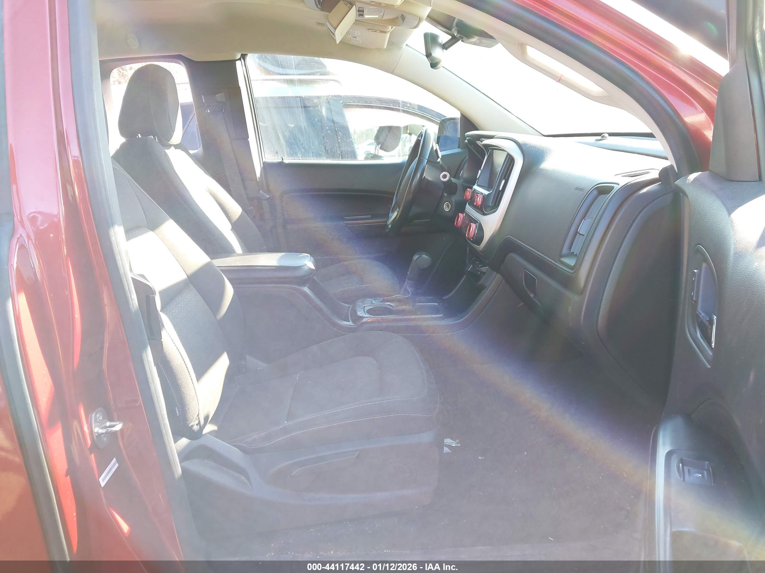 GMC CANYON image 5