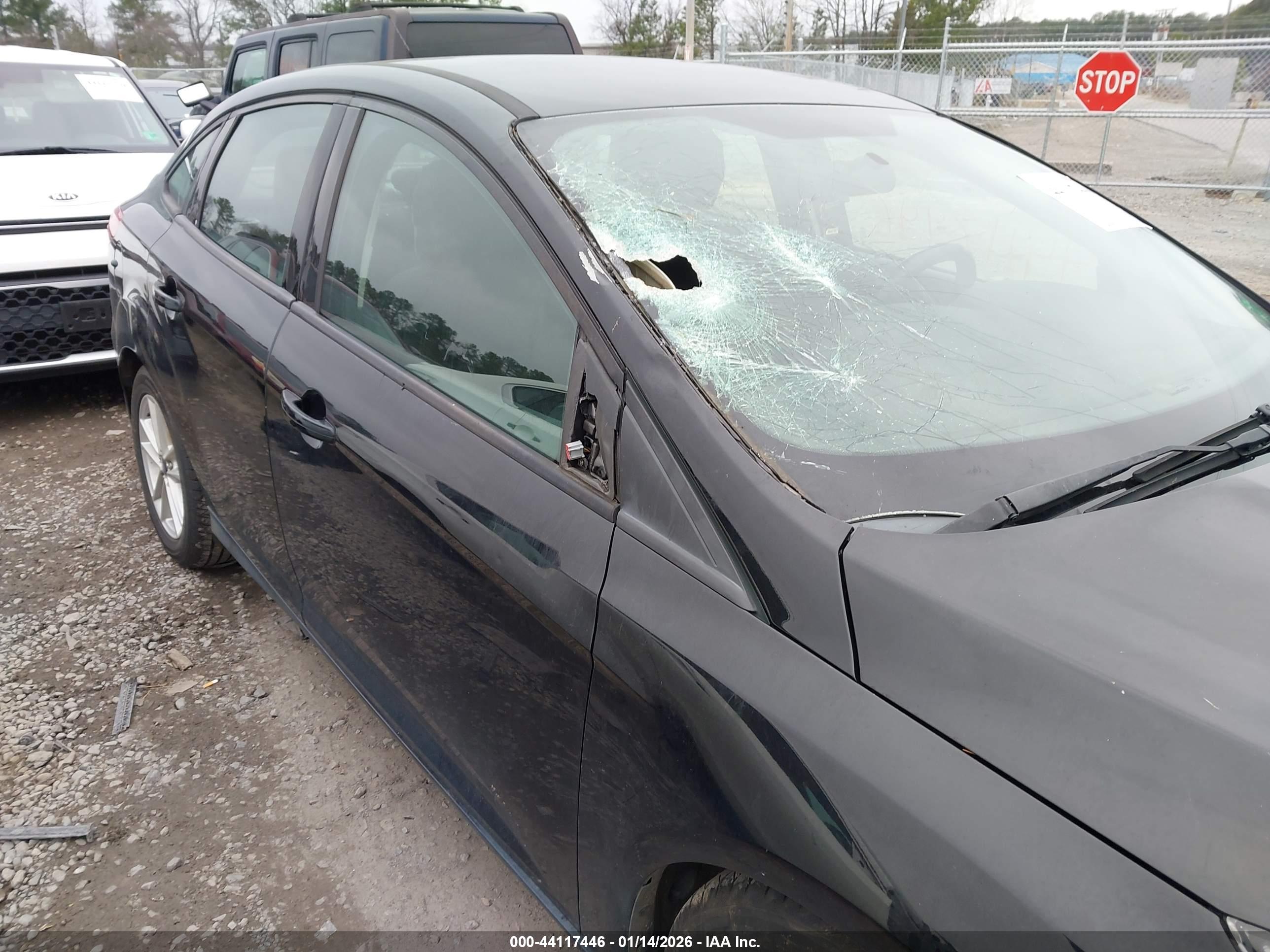 FORD FOCUS image 6