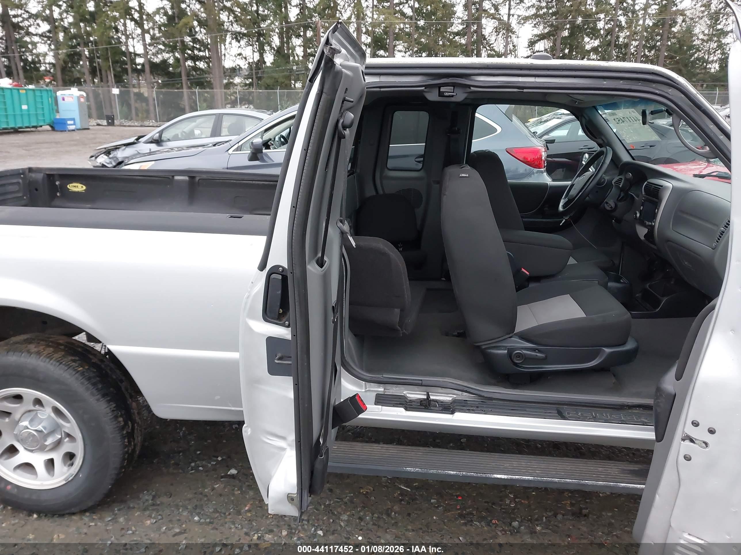 FORD RANGER image 8