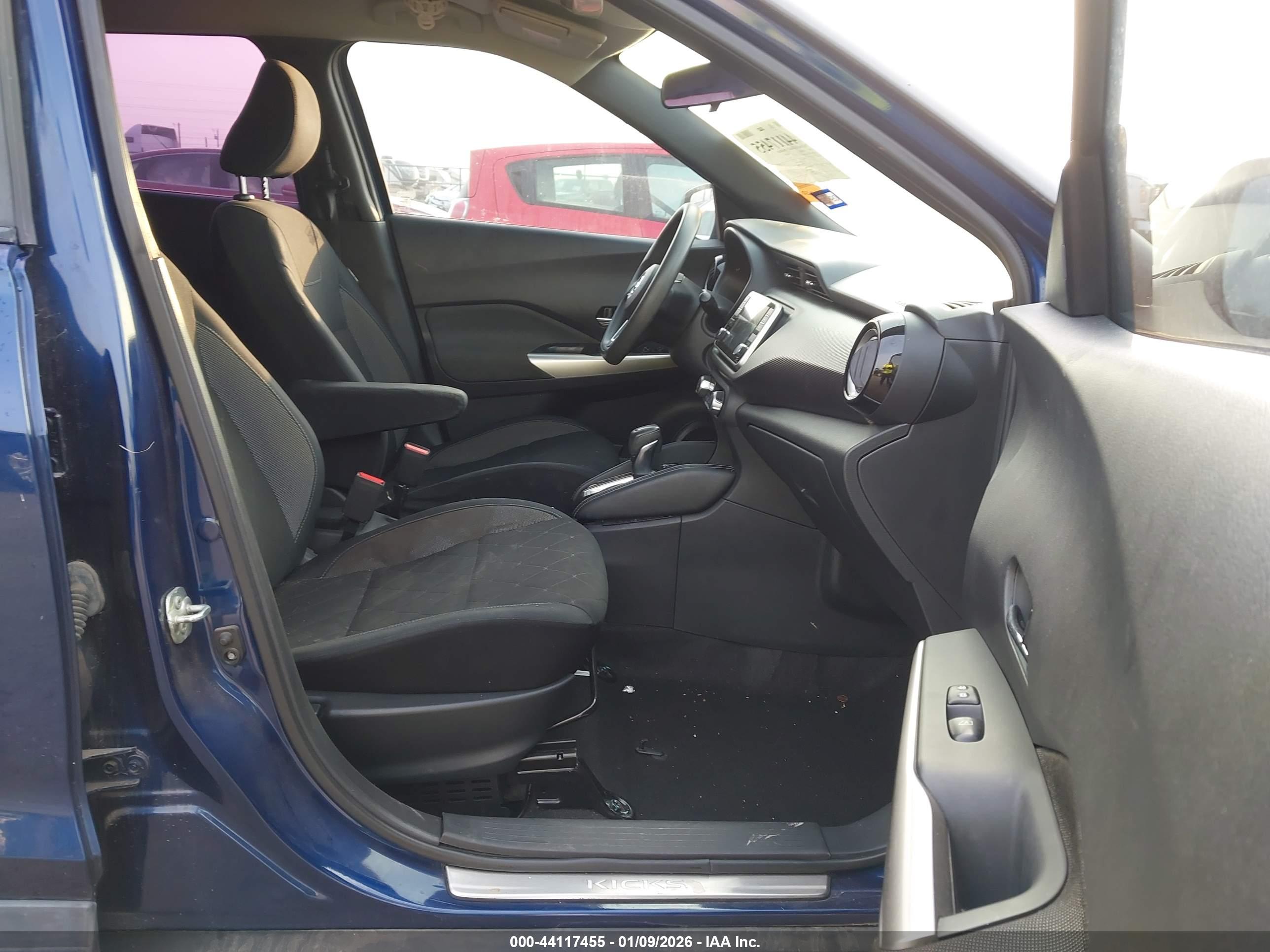 NISSAN KICKS image 5