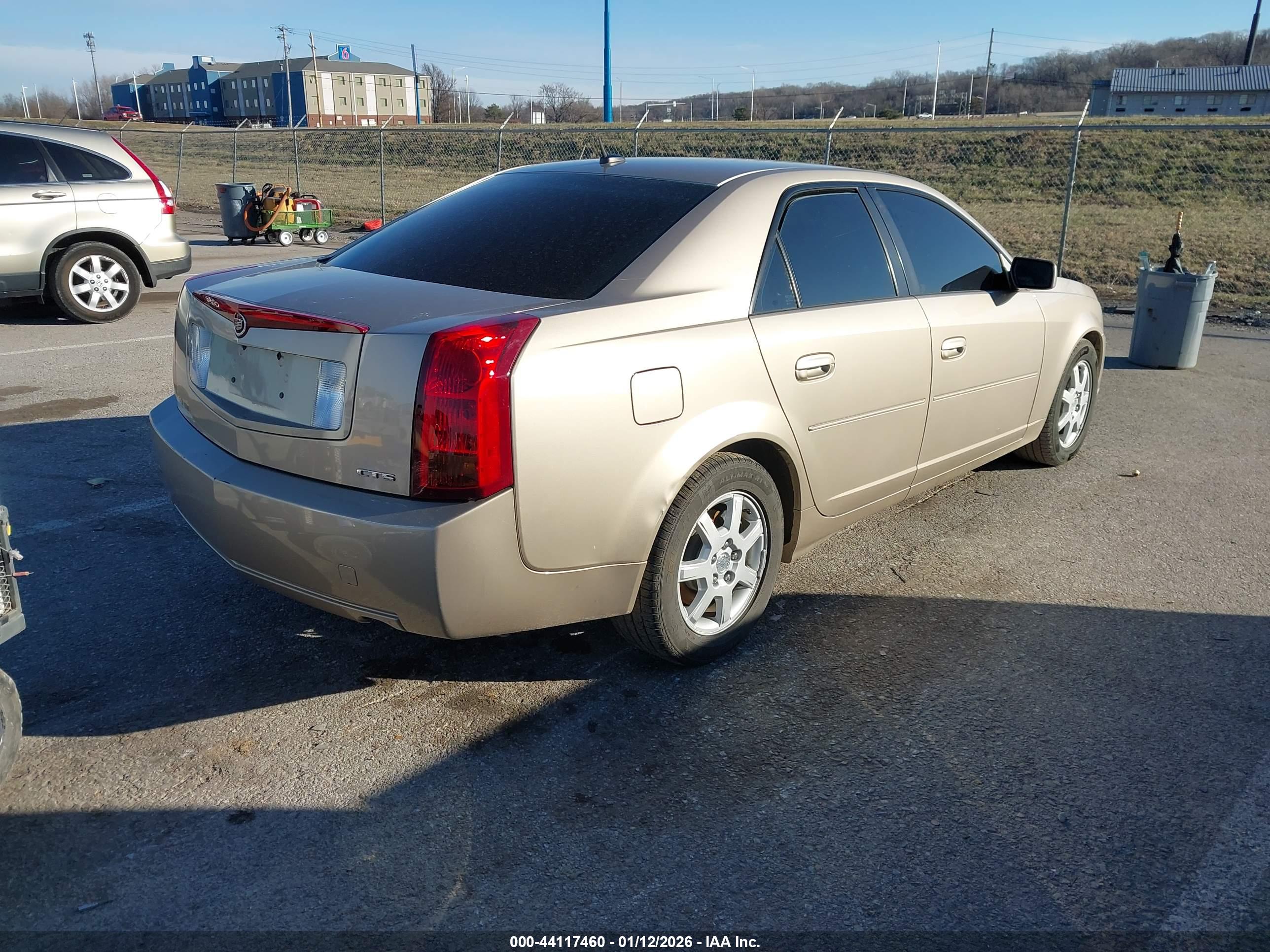 CADILLAC CTS image 4