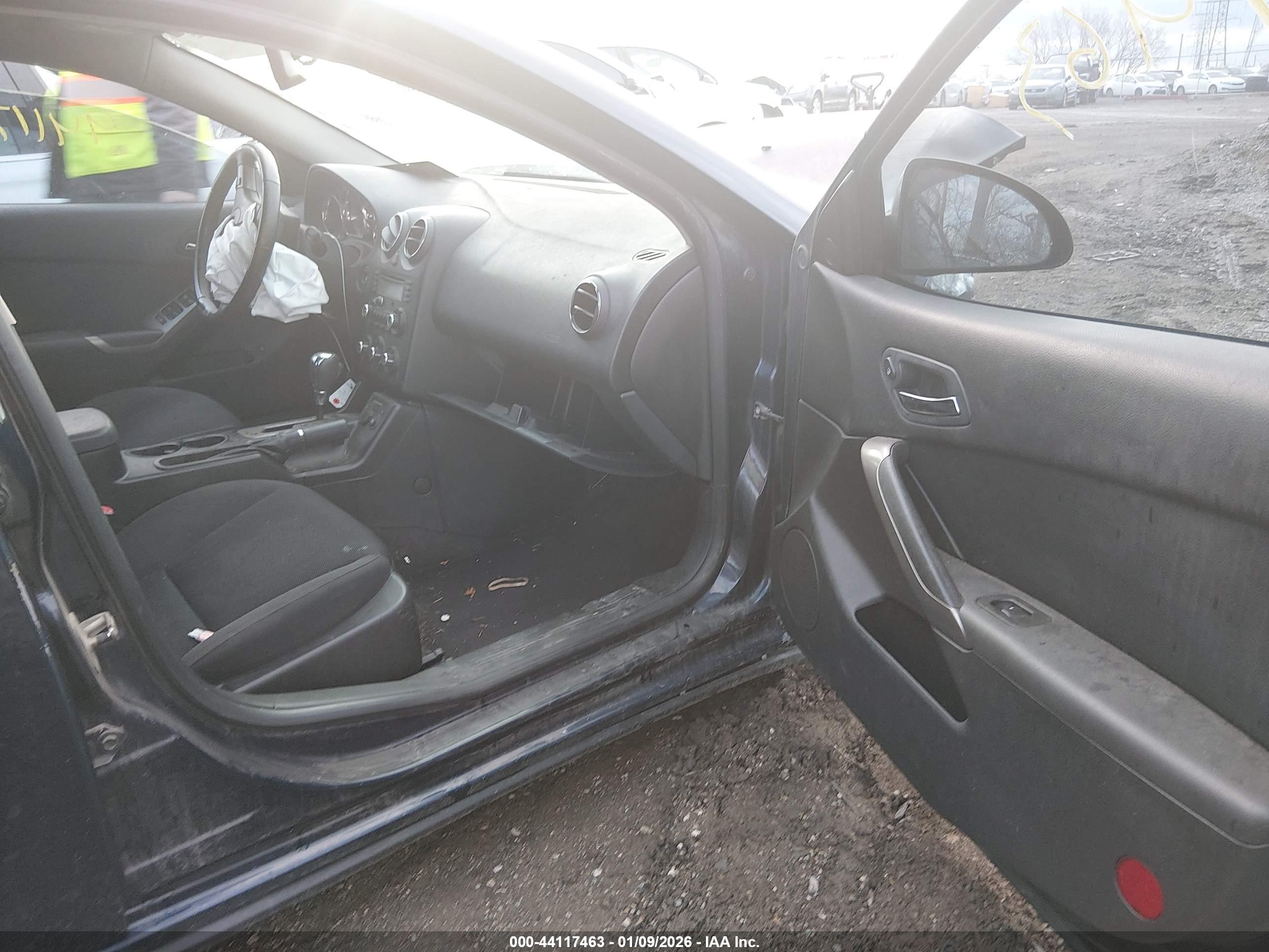 PONTIAC G6 image 5