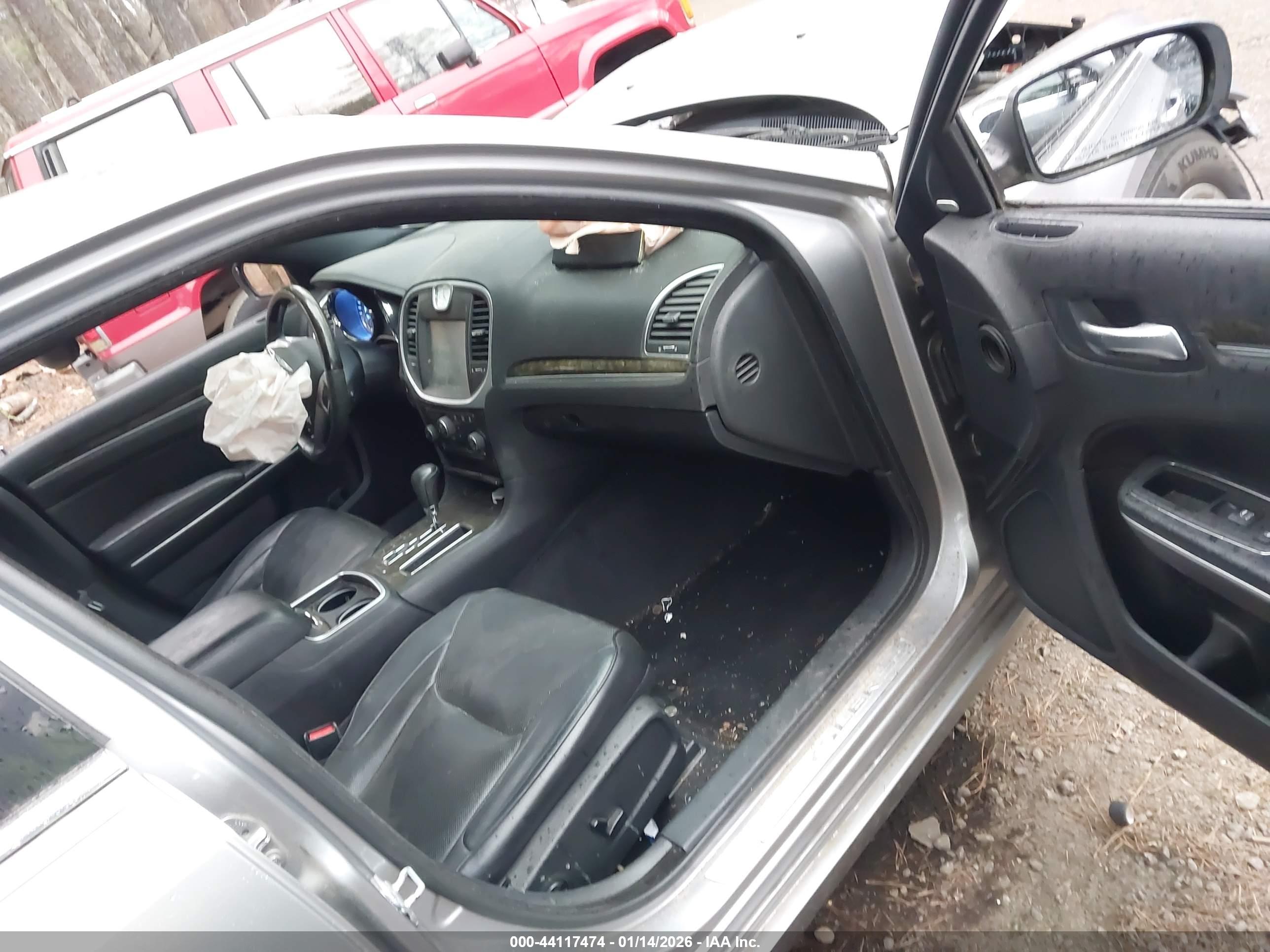 CHRYSLER 300C image 5