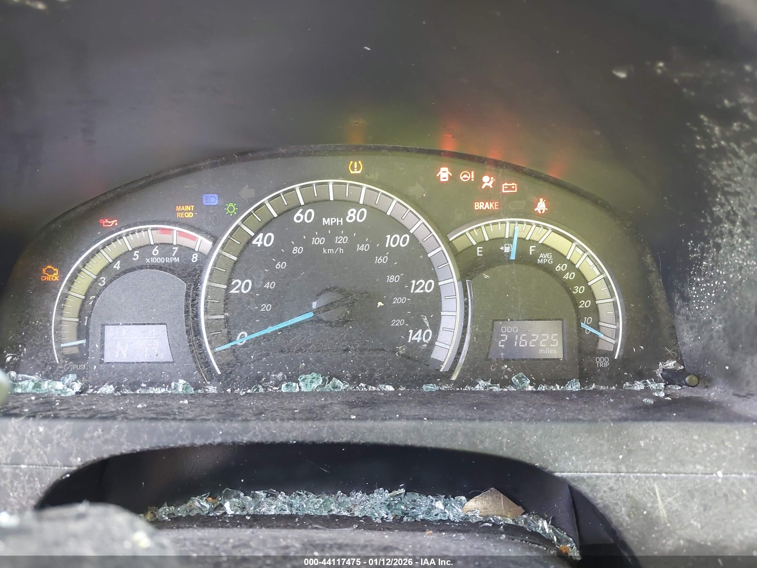 TOYOTA CAMRY image 7