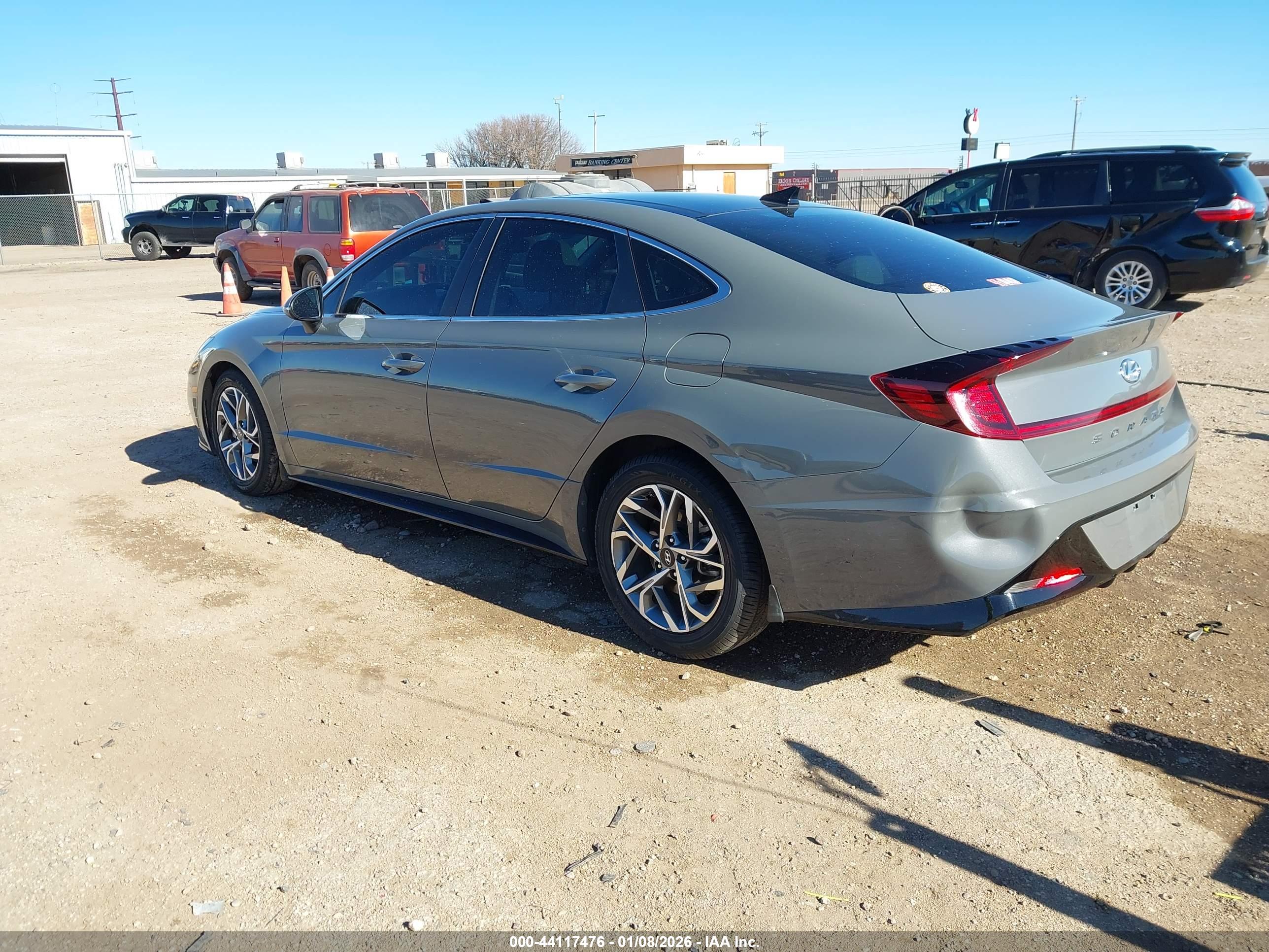 HYUNDAI SONATA image 3