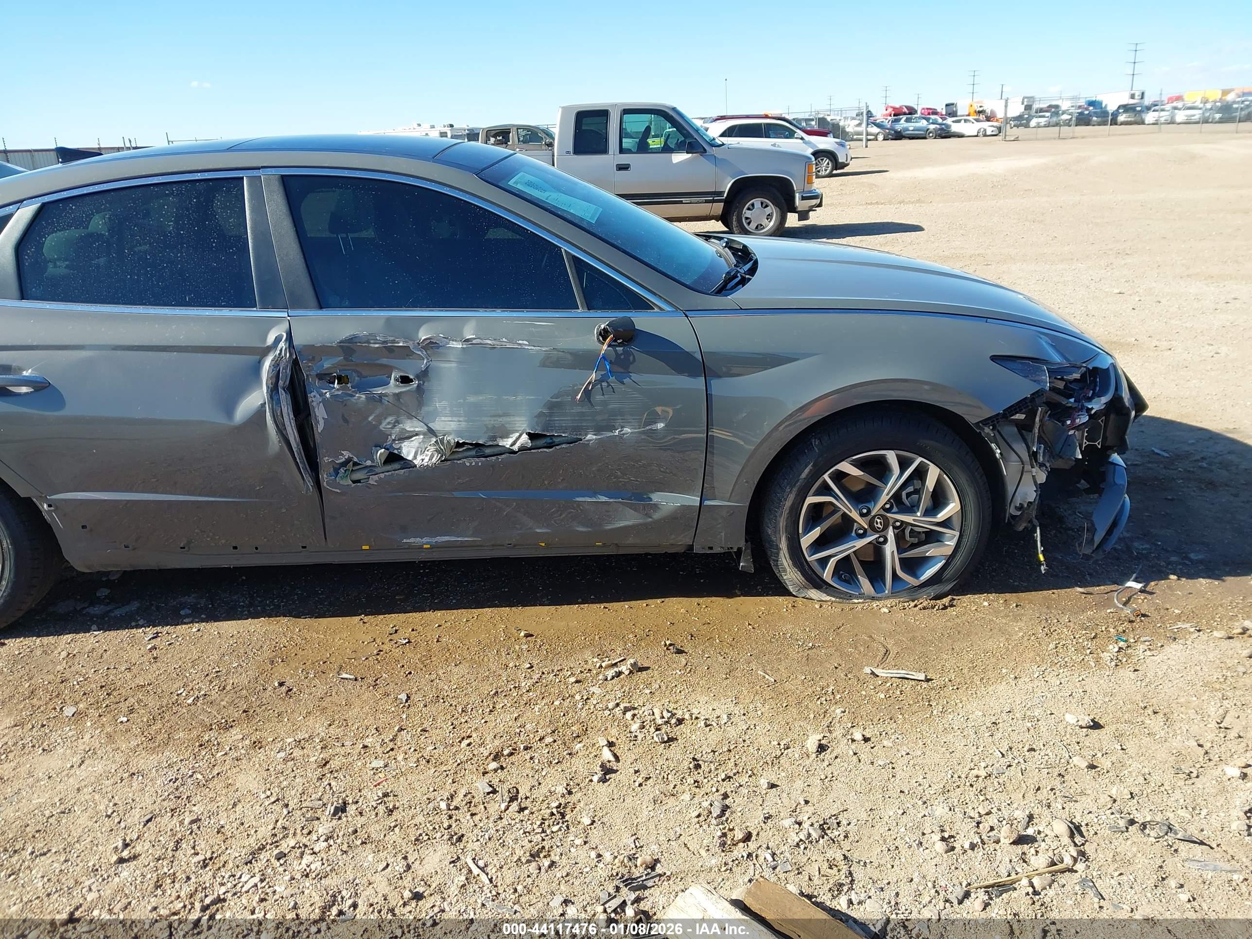 HYUNDAI SONATA image 6