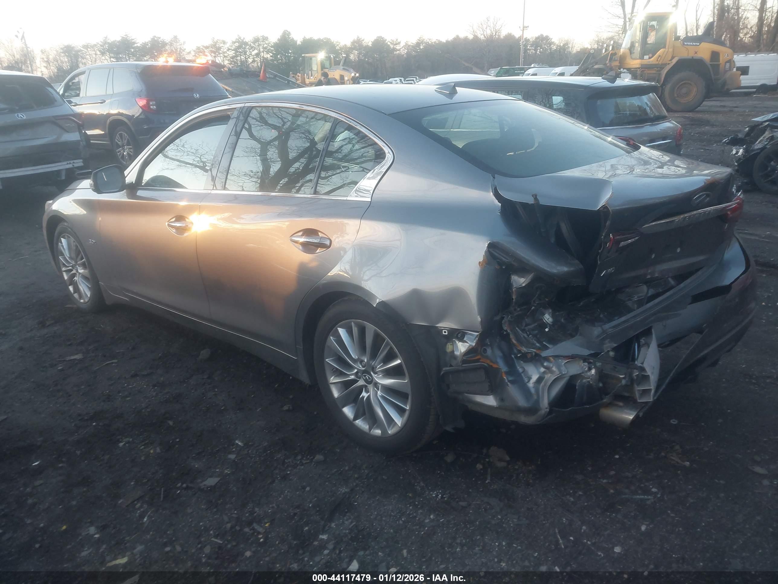 INFINITI Q50 image 3