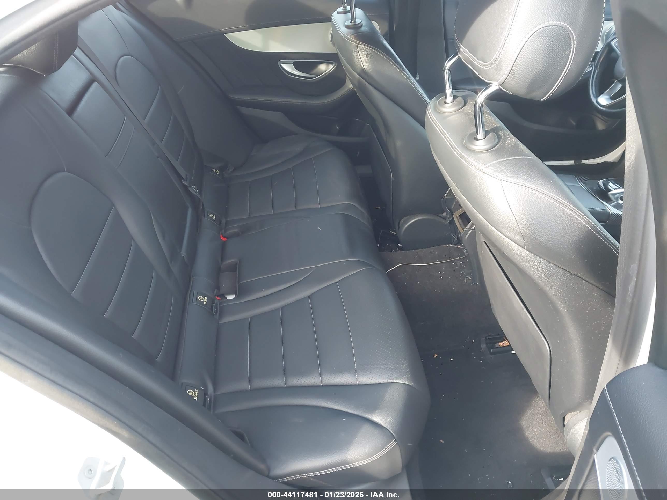 MERCEDES-BENZ C image 8