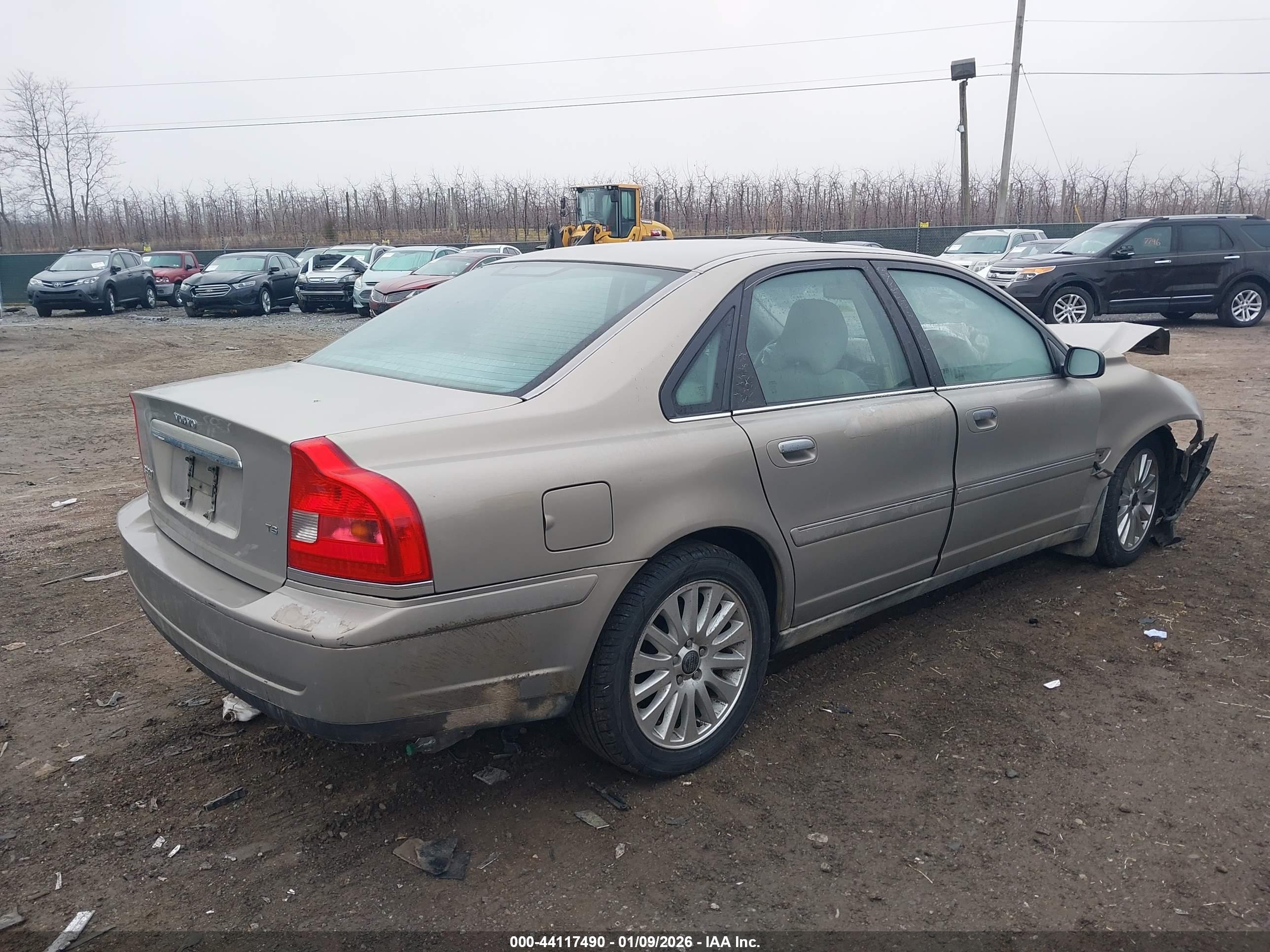 VOLVO S80 image 4