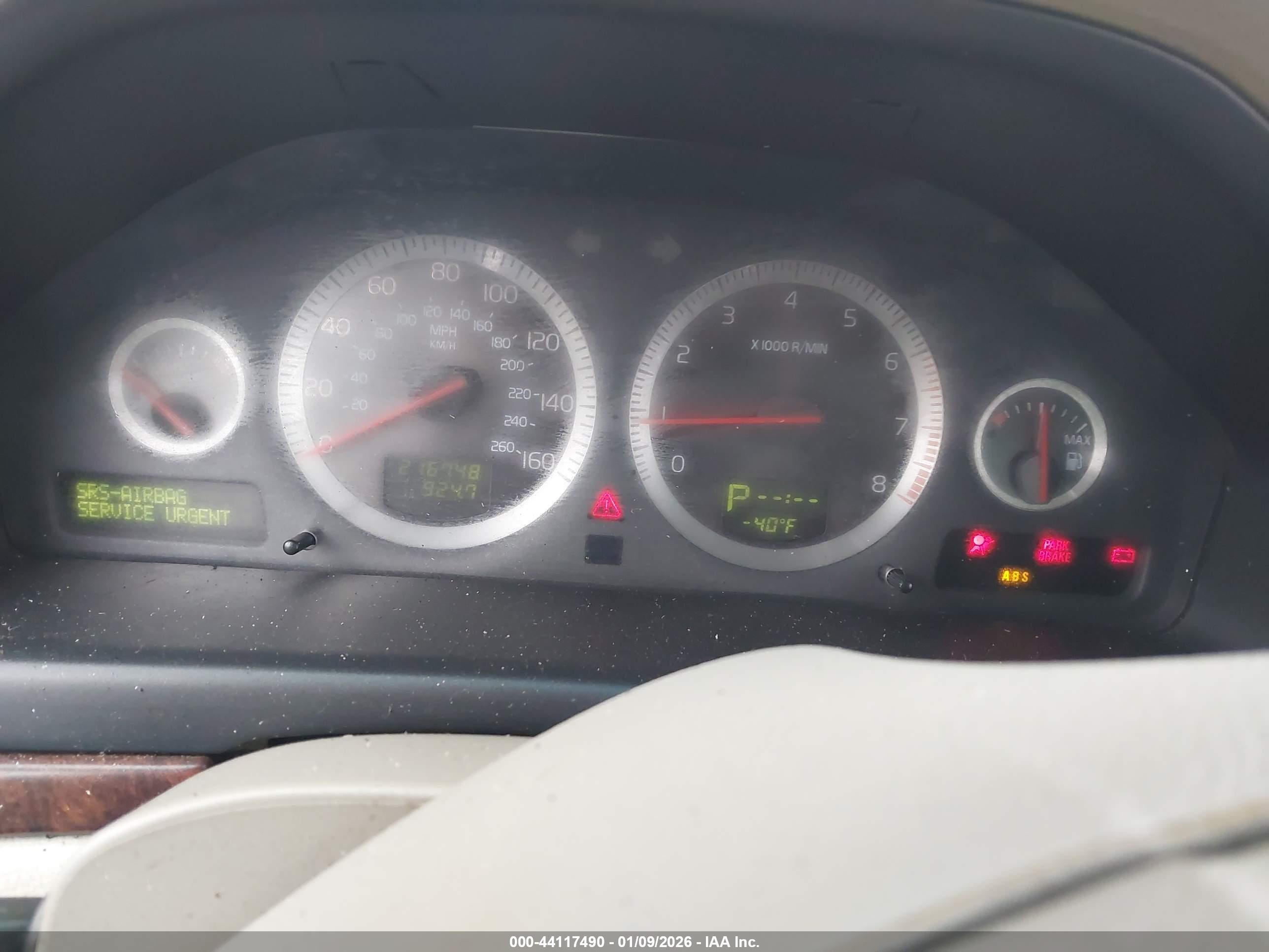 VOLVO S80 image 7