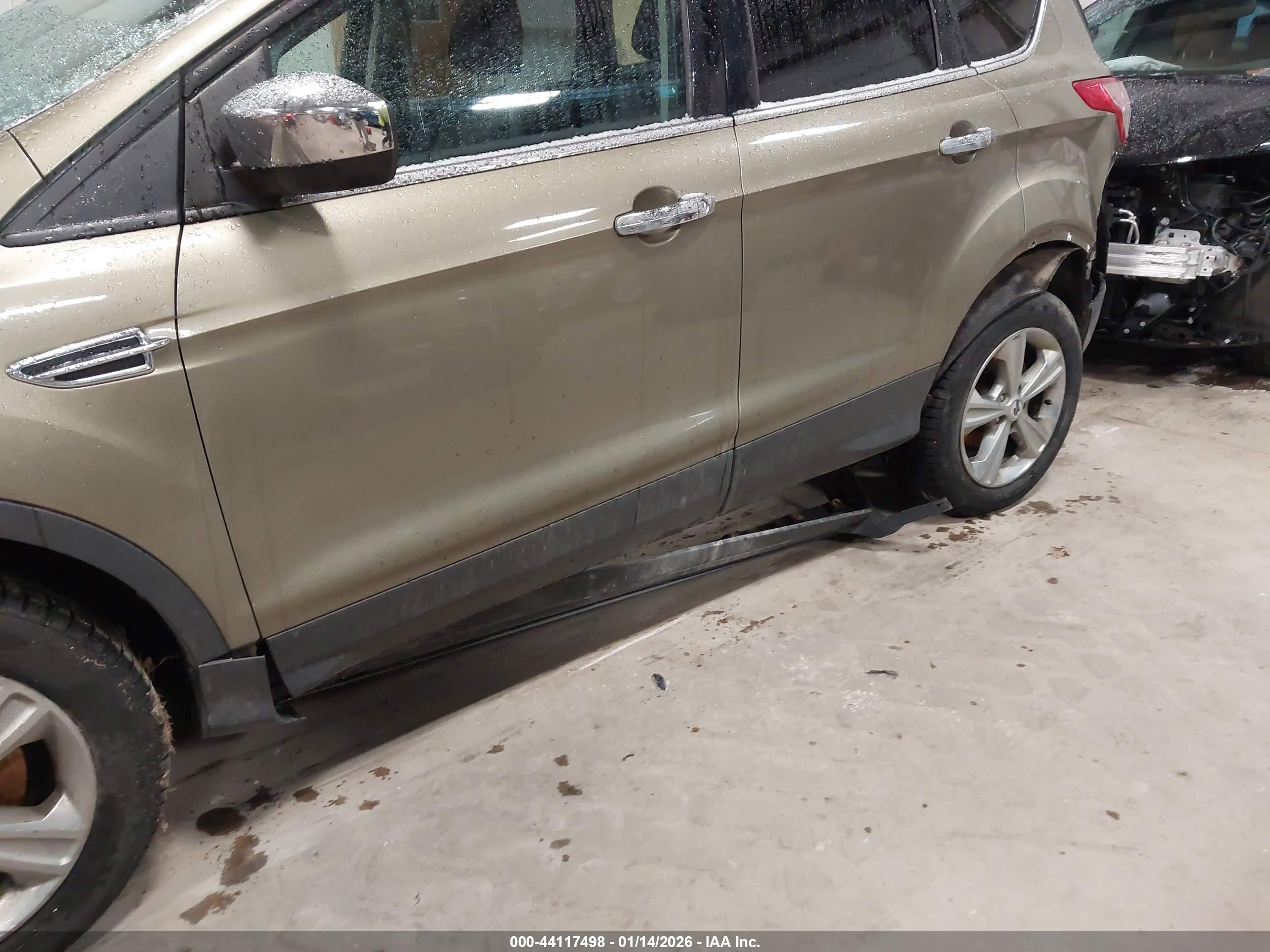 FORD ESCAPE image 6