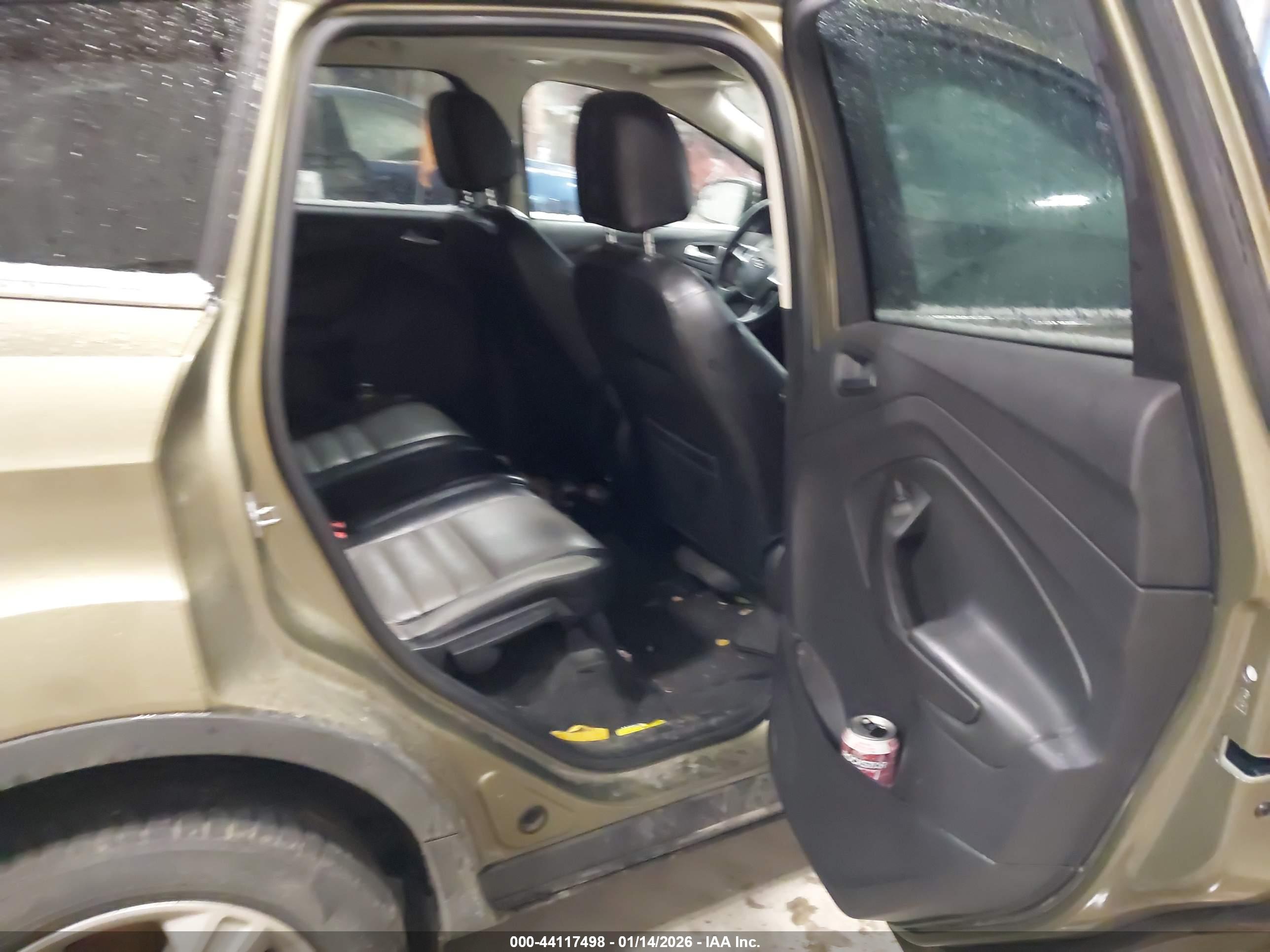 FORD ESCAPE image 8