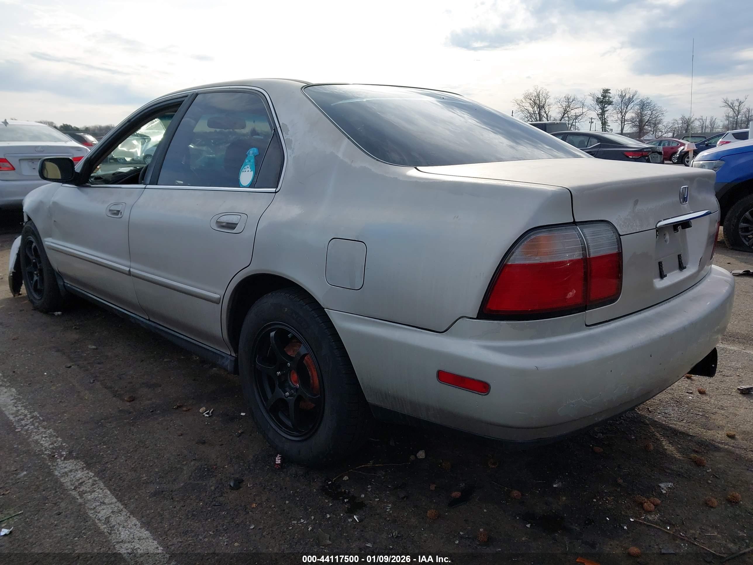 HONDA ACCORD image 3