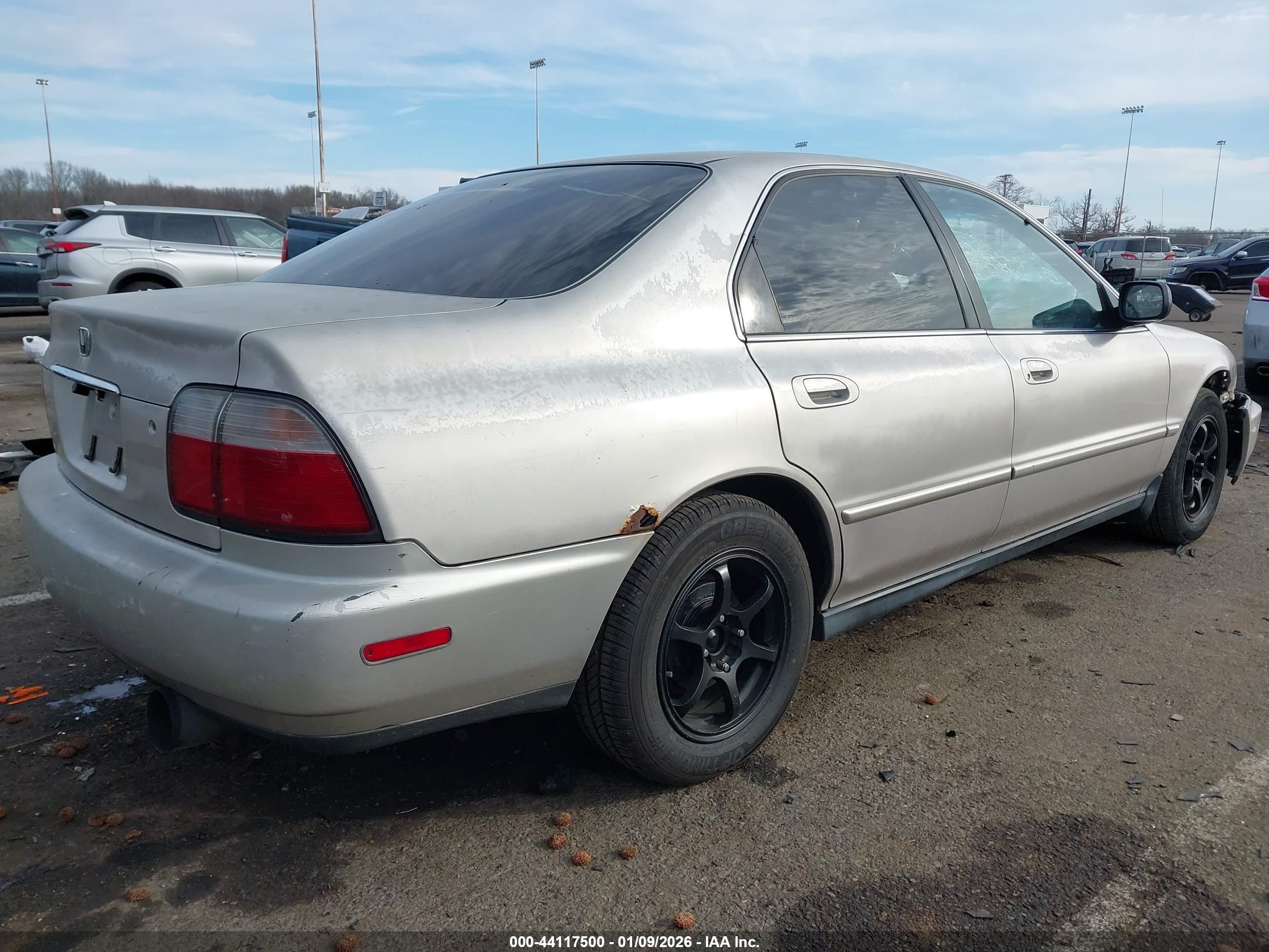 HONDA ACCORD image 4