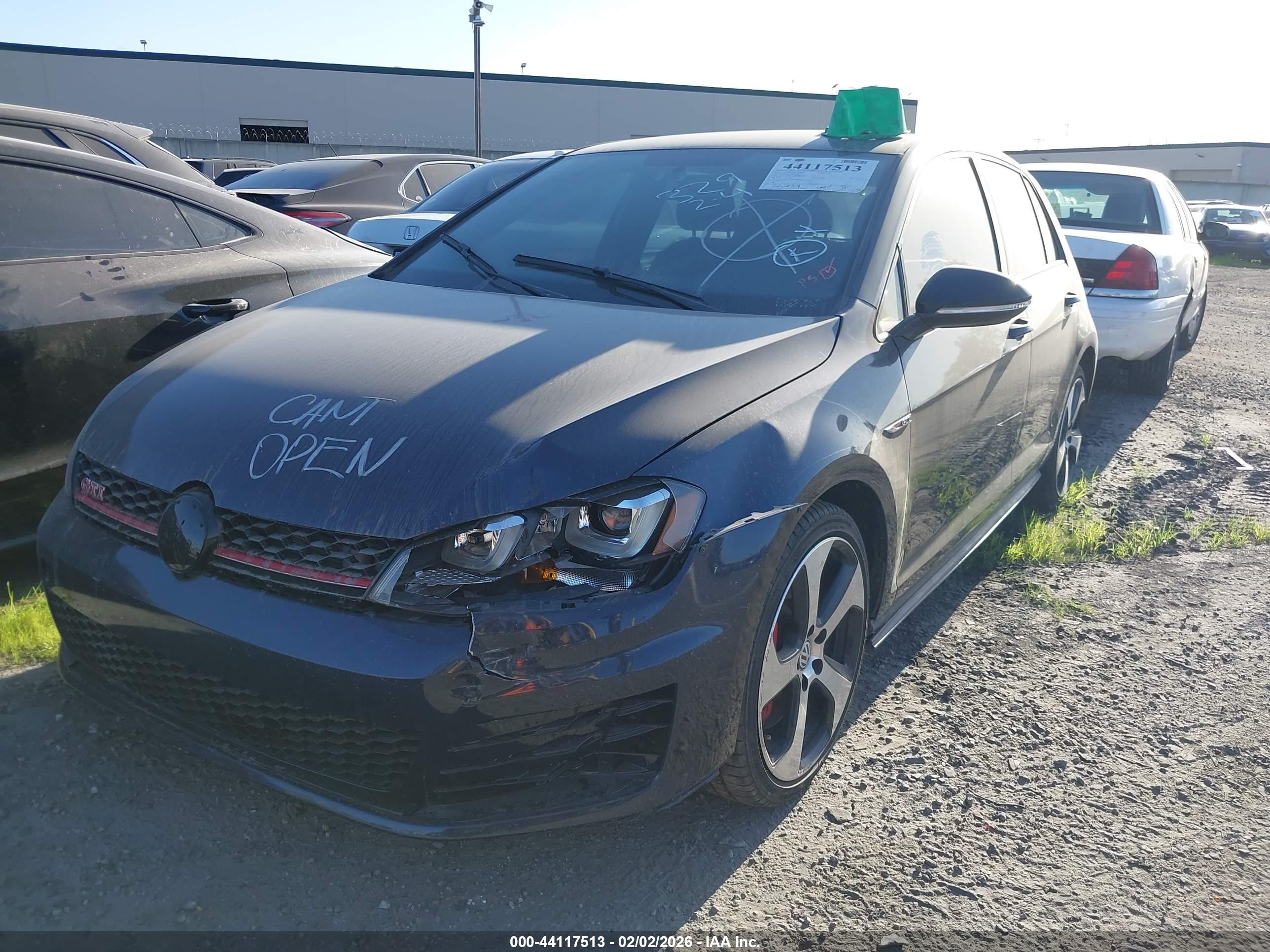 VOLKSWAGEN GOLF image 2