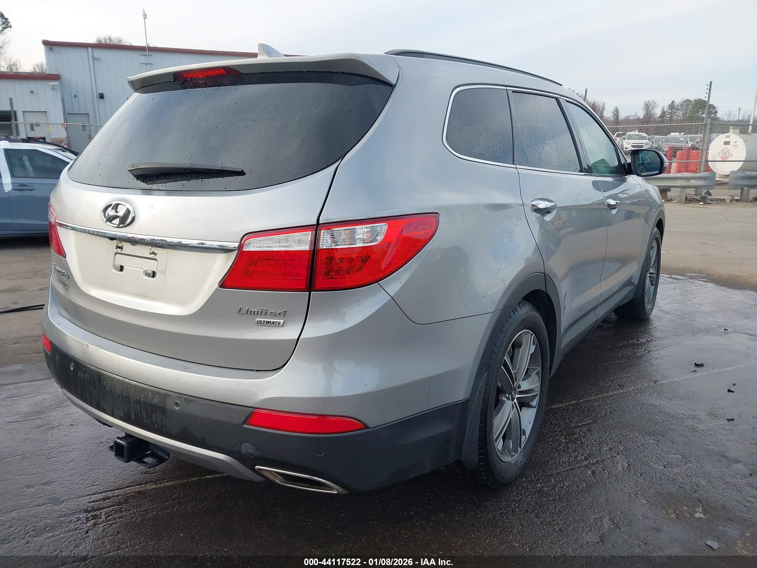 HYUNDAI SANTA image 4