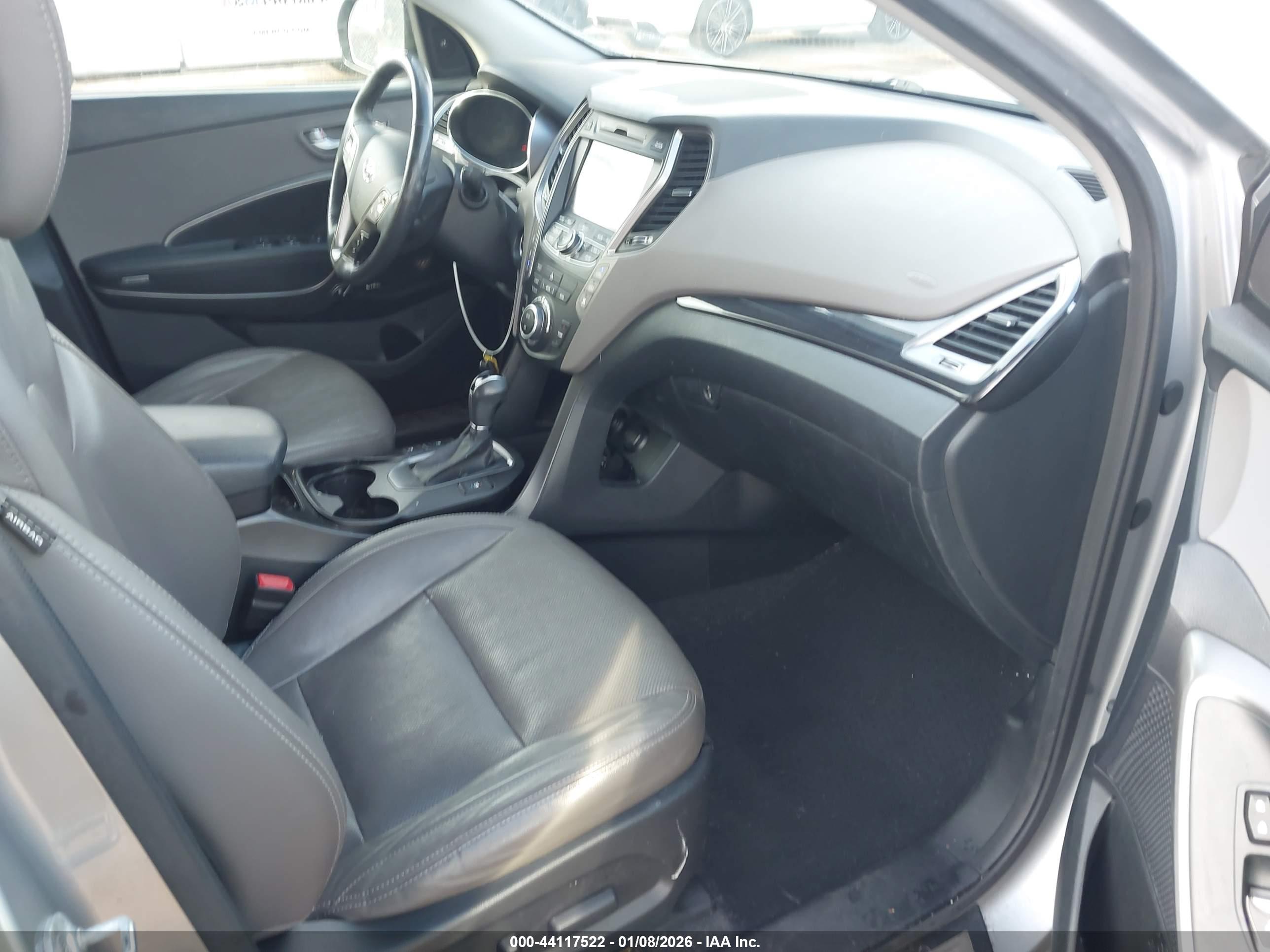 HYUNDAI SANTA image 5