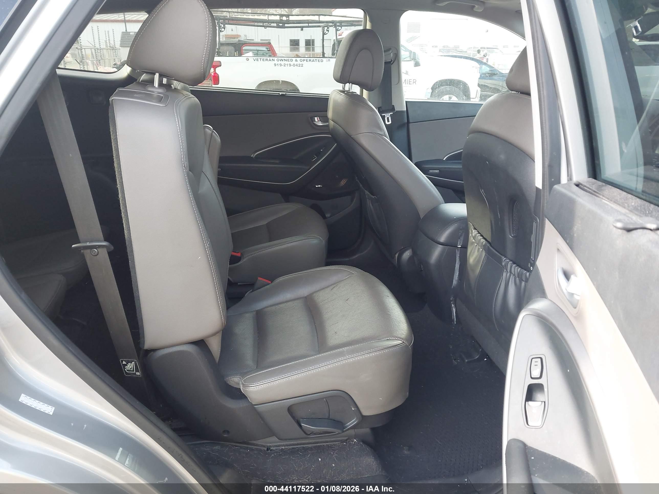 HYUNDAI SANTA image 8
