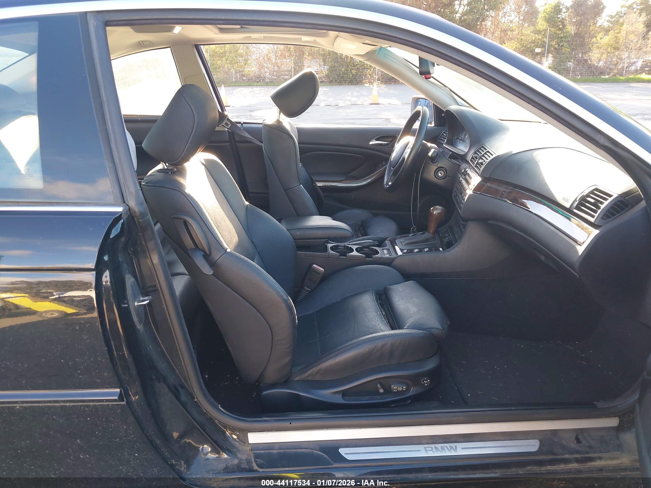 BMW 325CI image 5