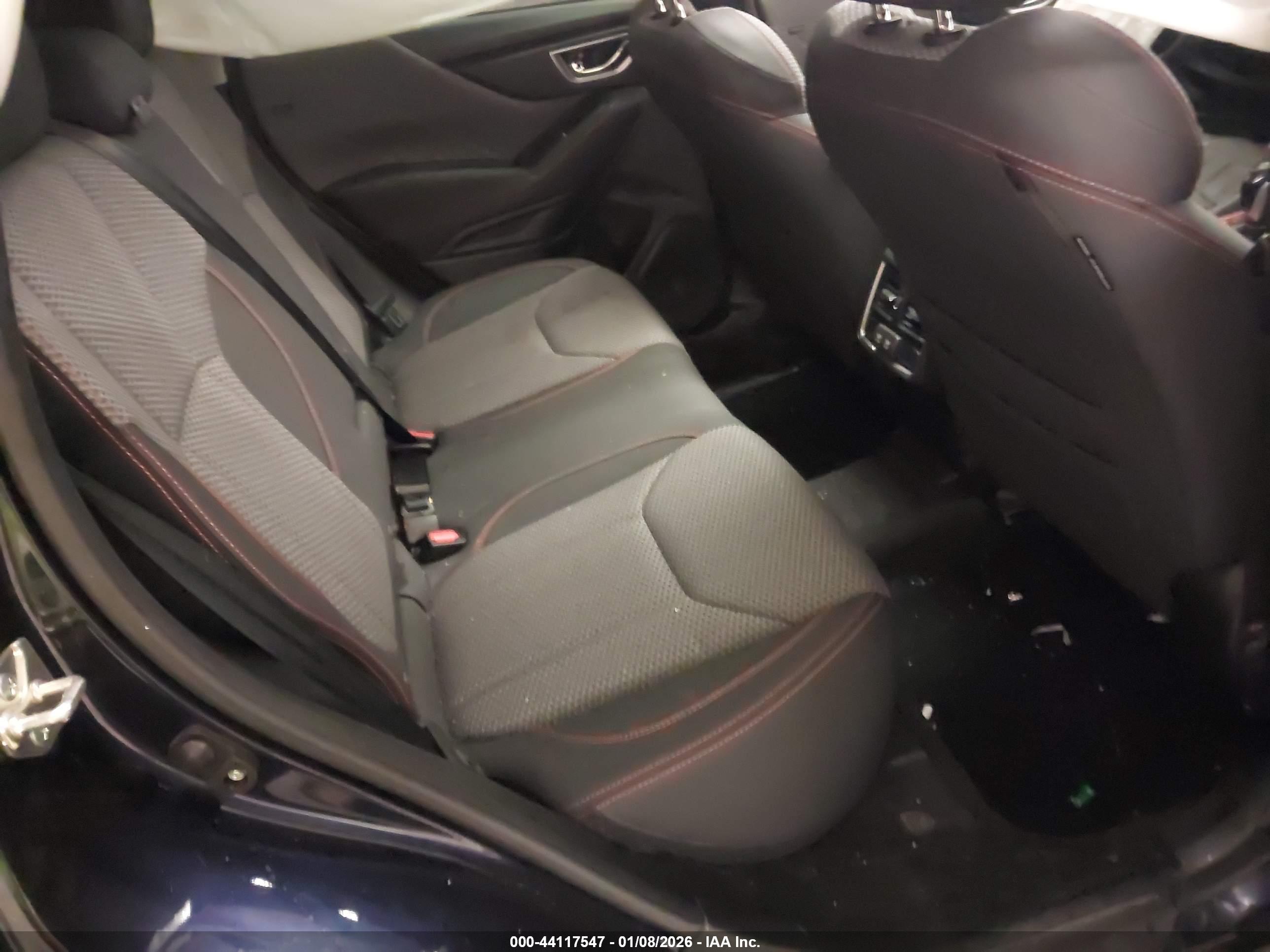 SUBARU FORESTER image 8