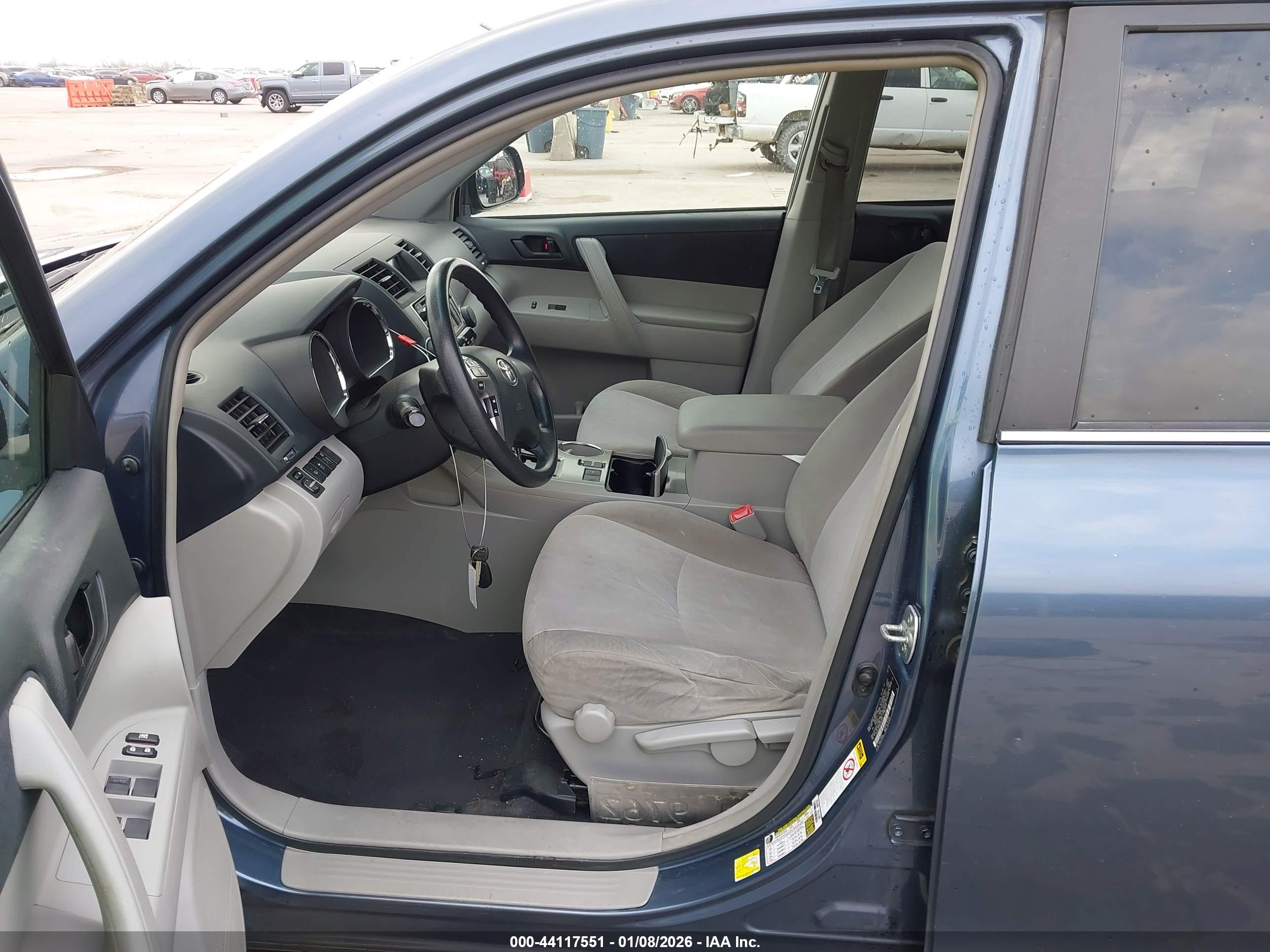 TOYOTA HIGHLANDER image 5