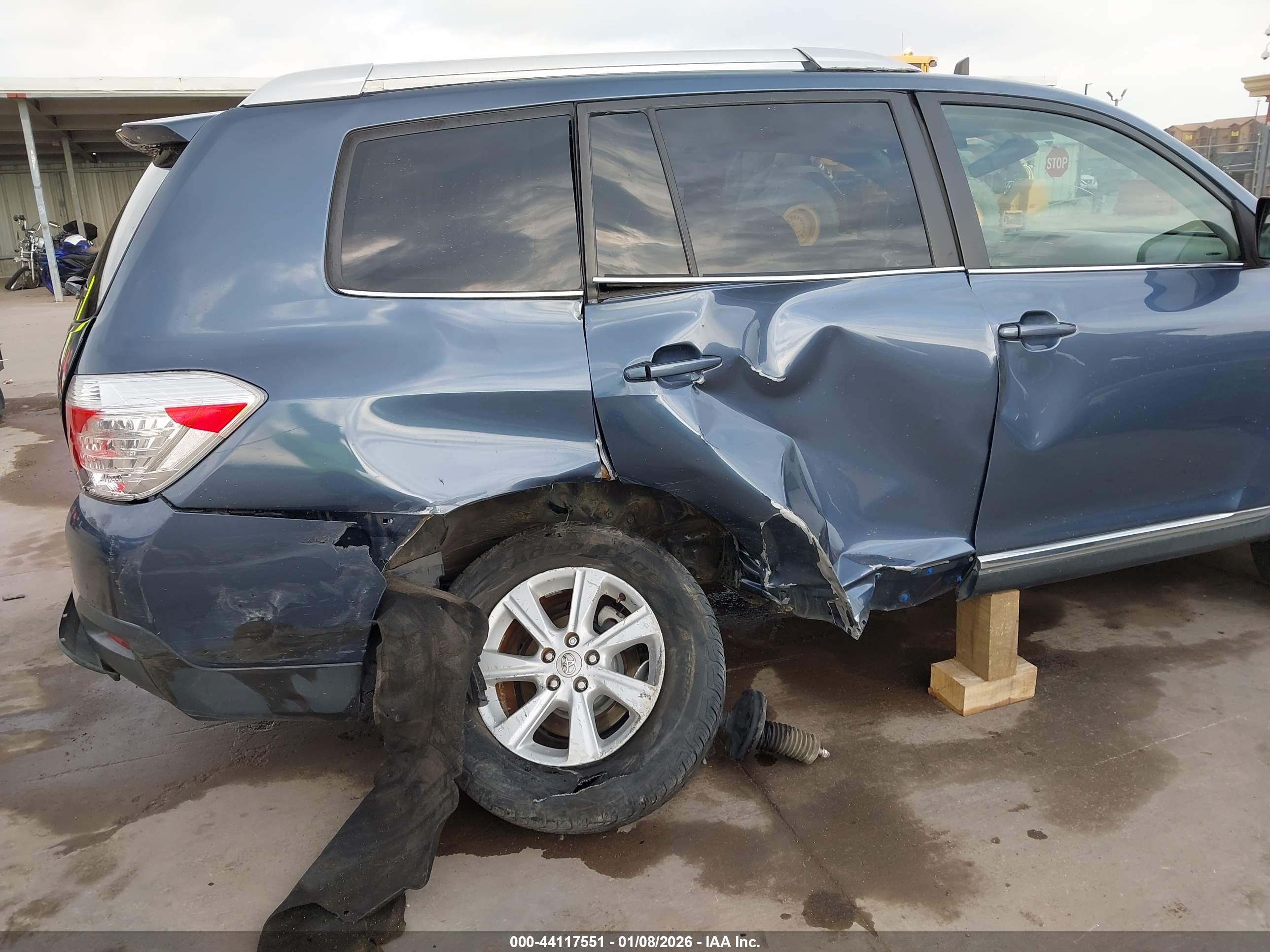 TOYOTA HIGHLANDER image 6