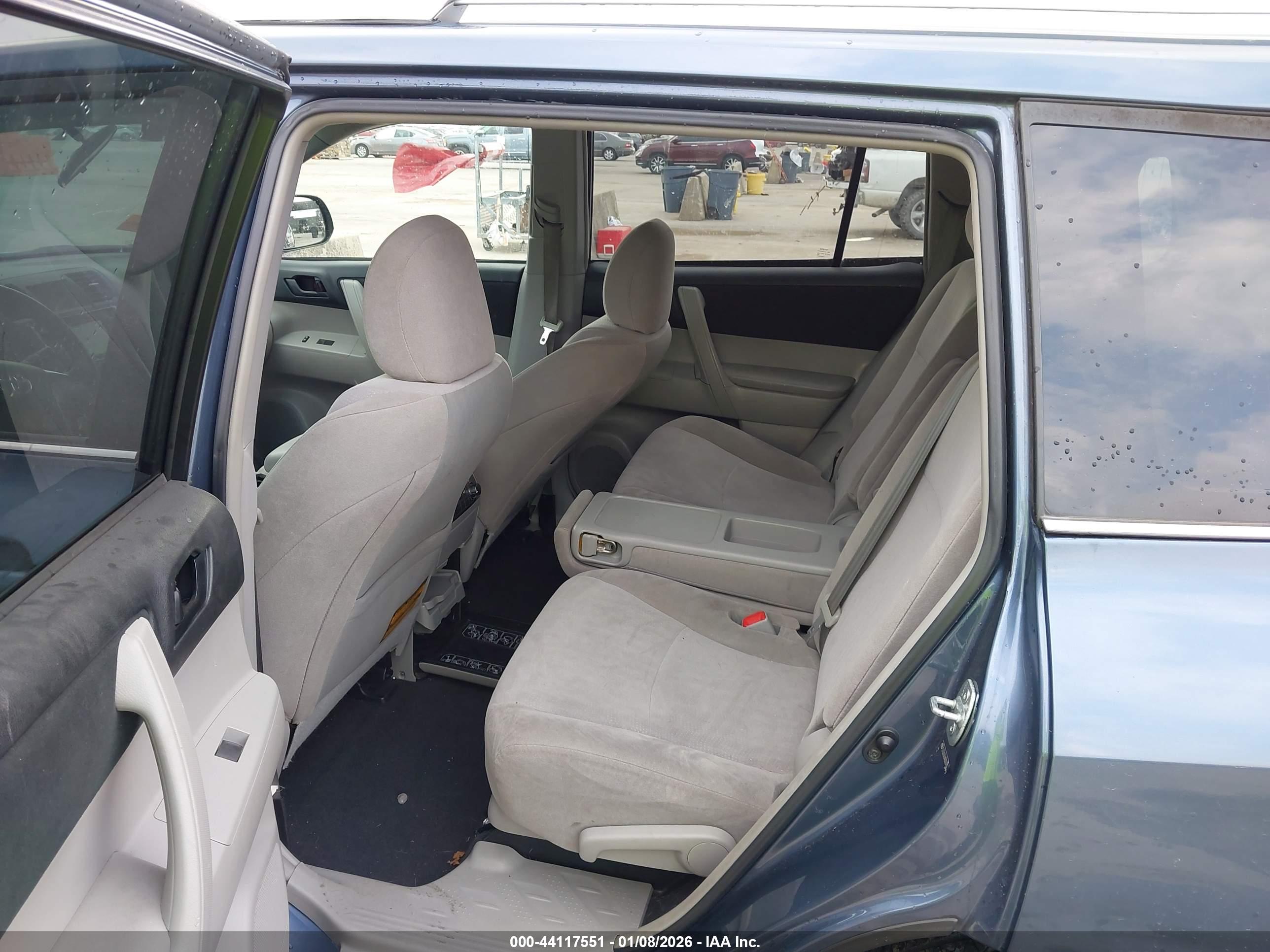 TOYOTA HIGHLANDER image 8