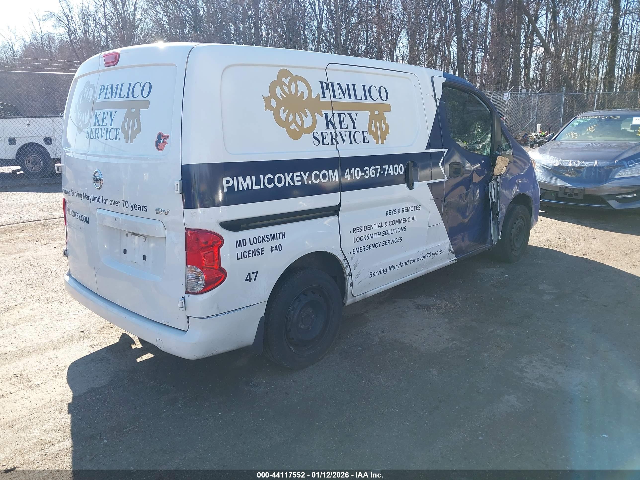 NISSAN NV200 image 4