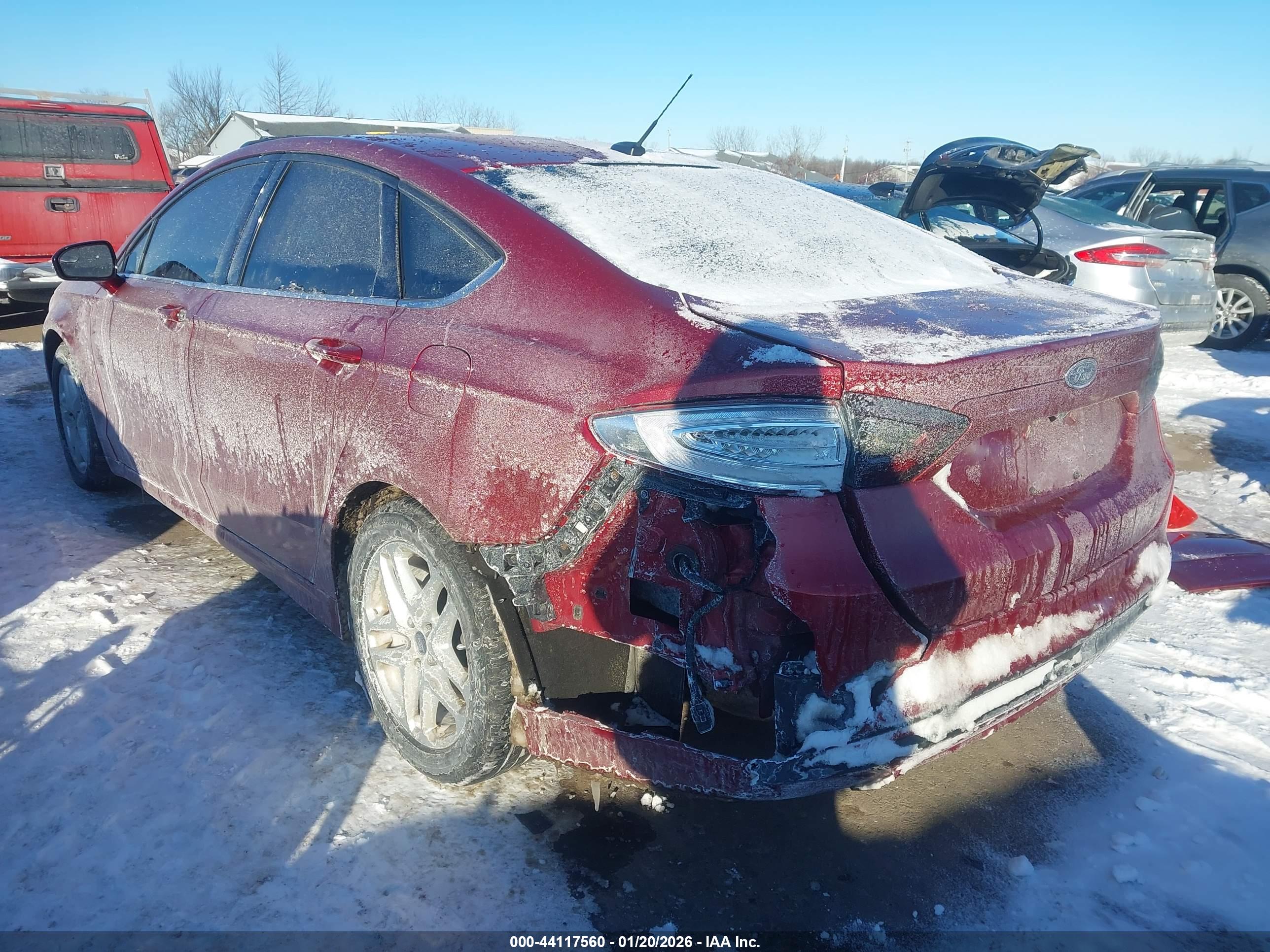 FORD FUSION image 3