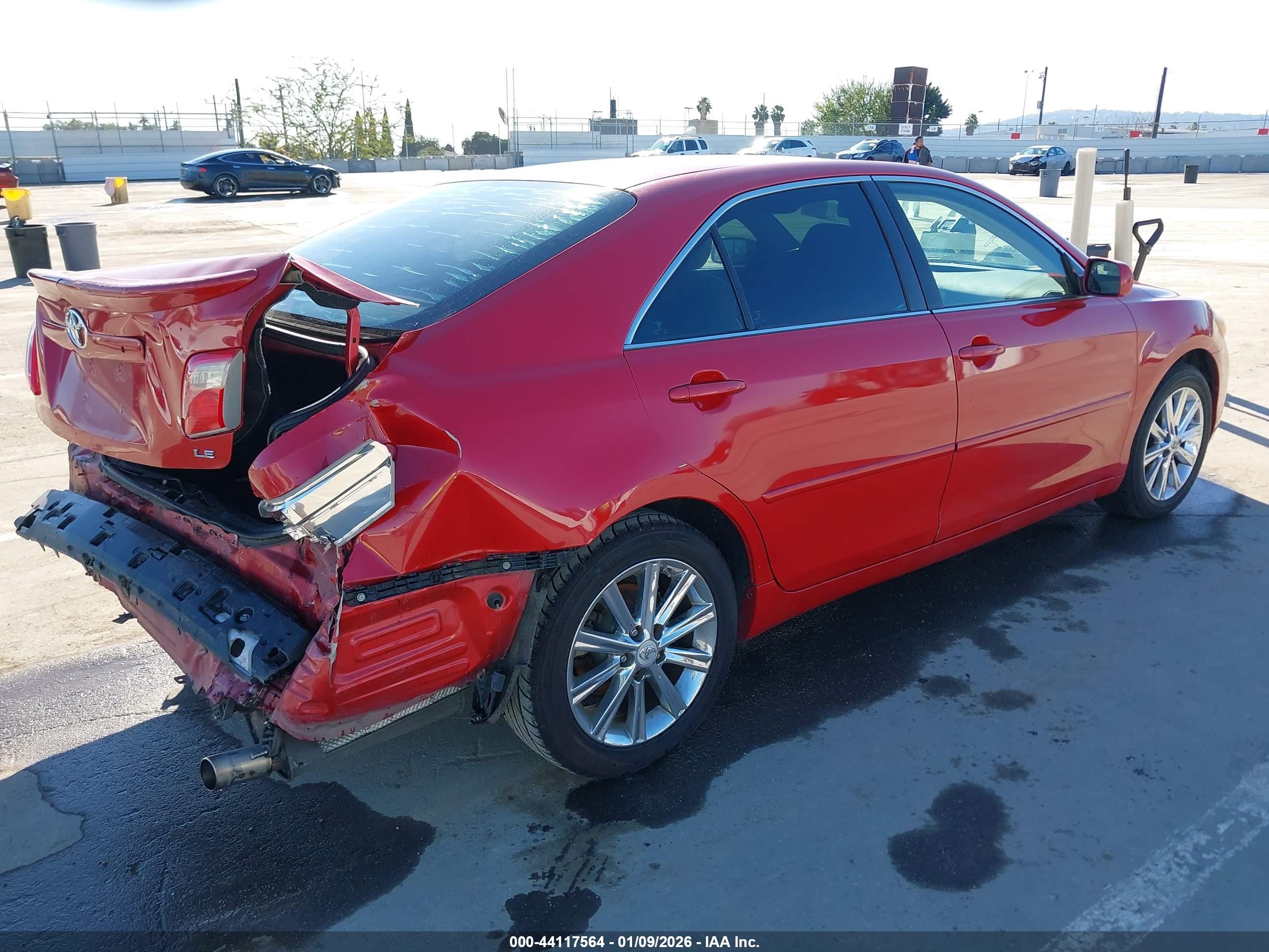 TOYOTA CAMRY image 4