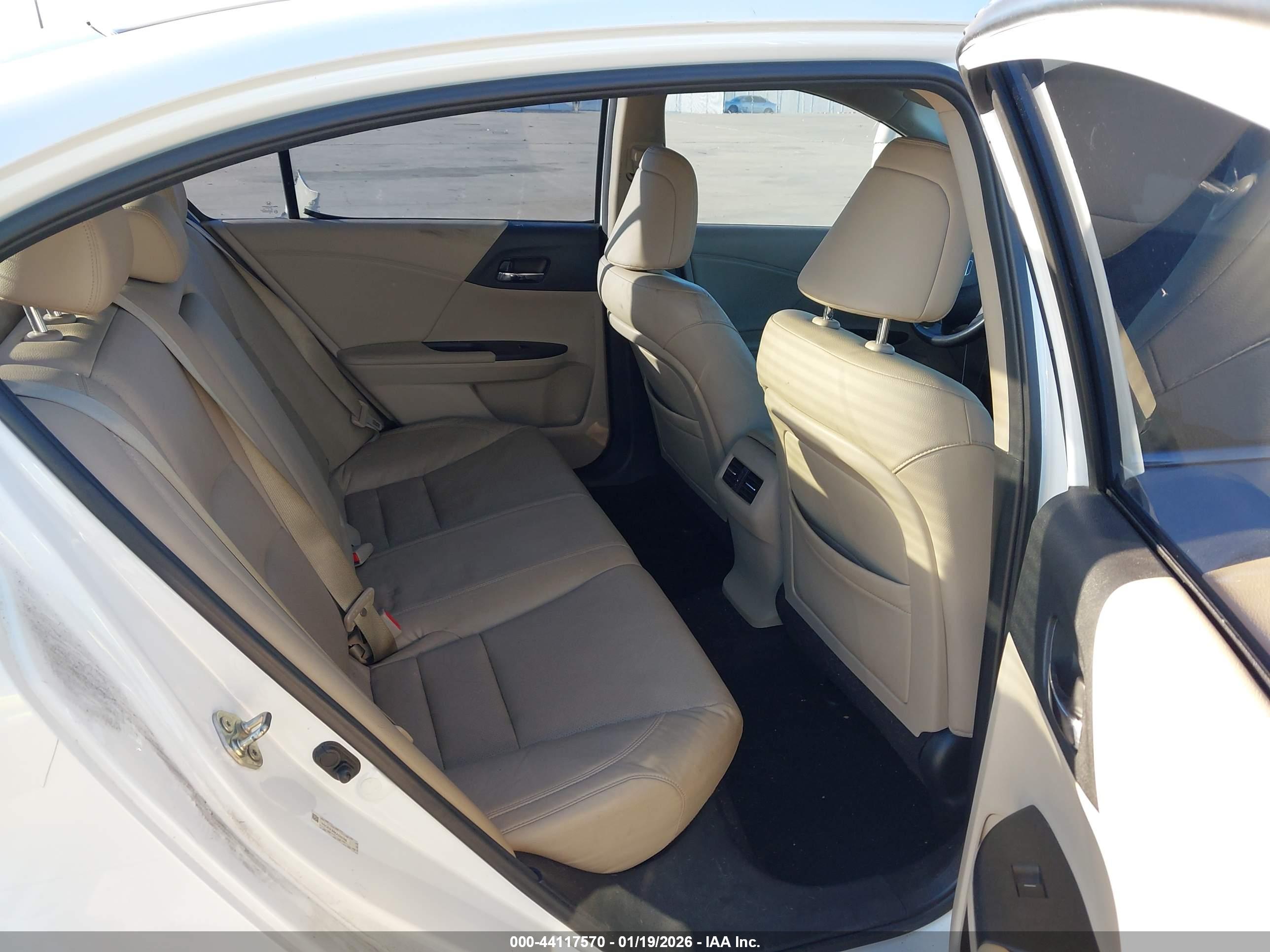 HONDA ACCORD image 8