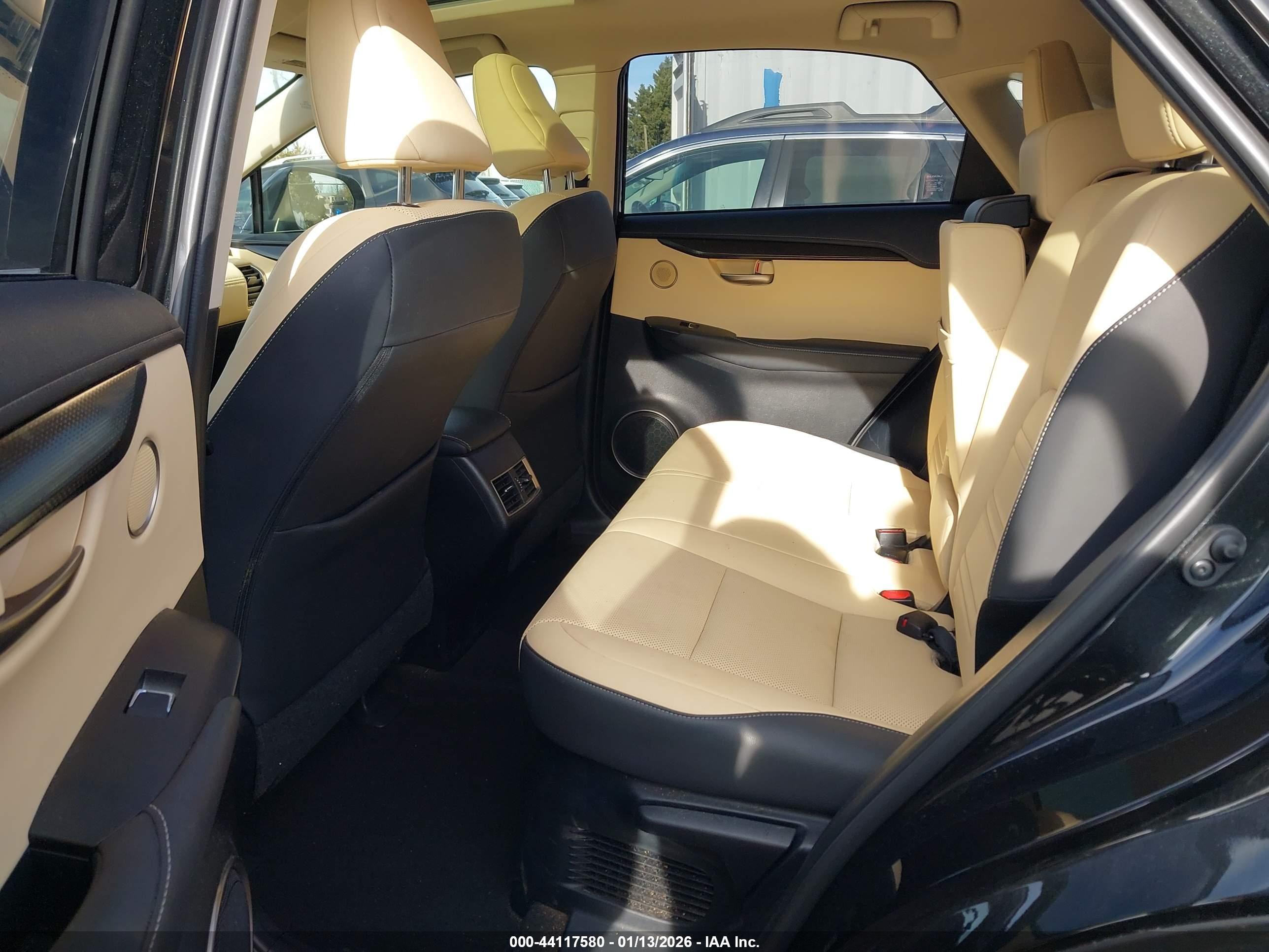 LEXUS NX image 8