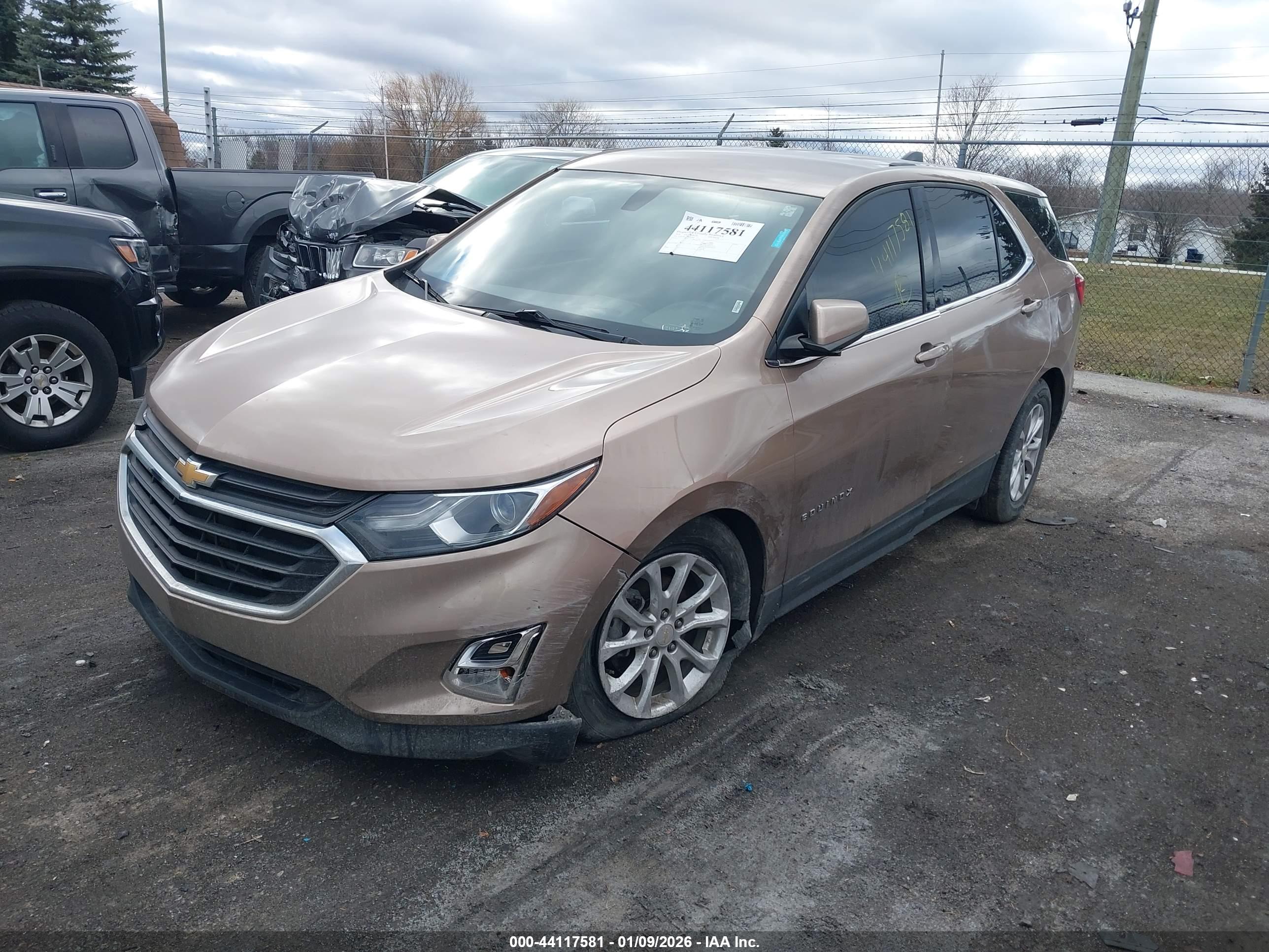 CHEVROLET EQUINOX image 2
