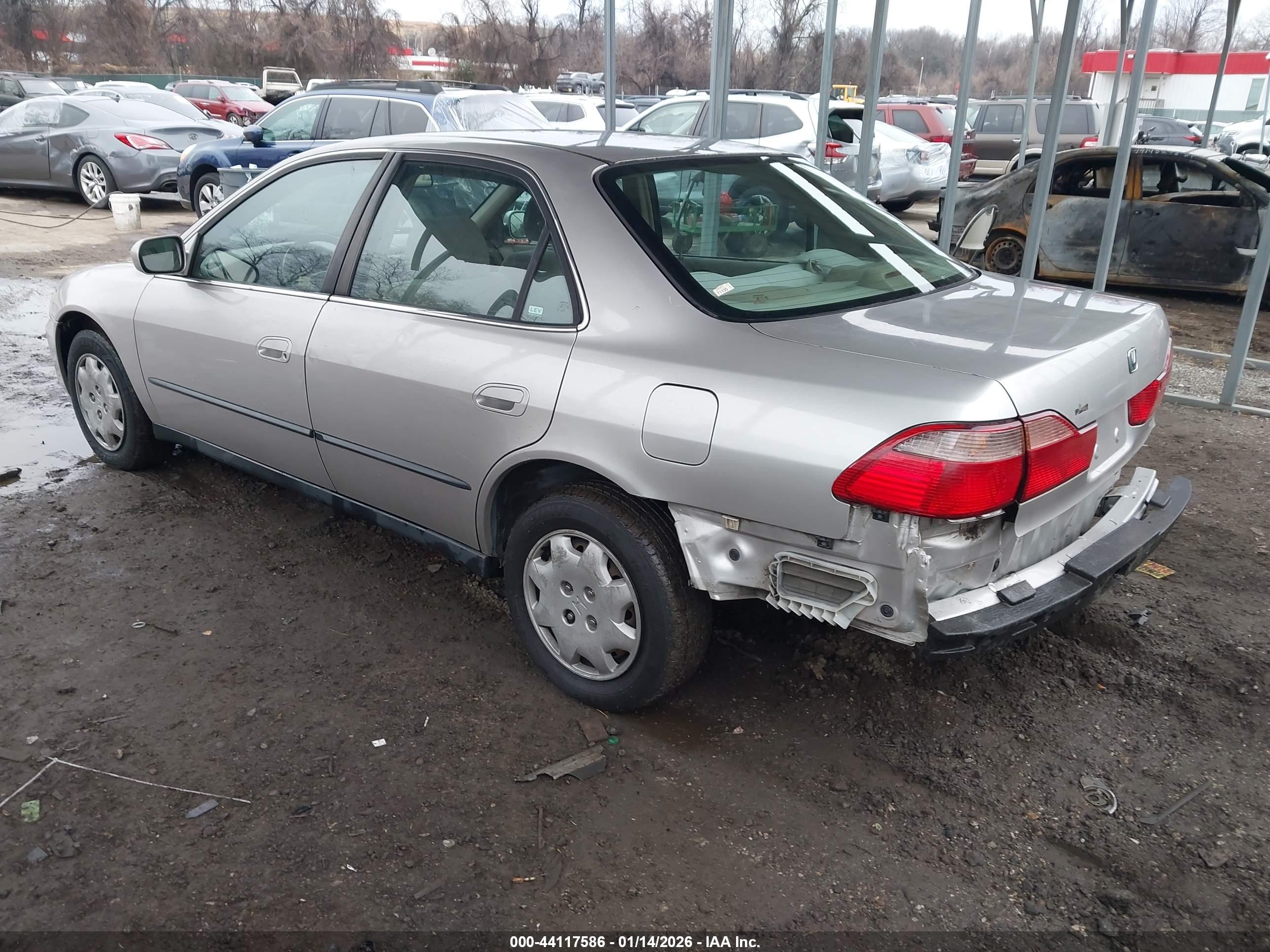 HONDA ACCORD image 3