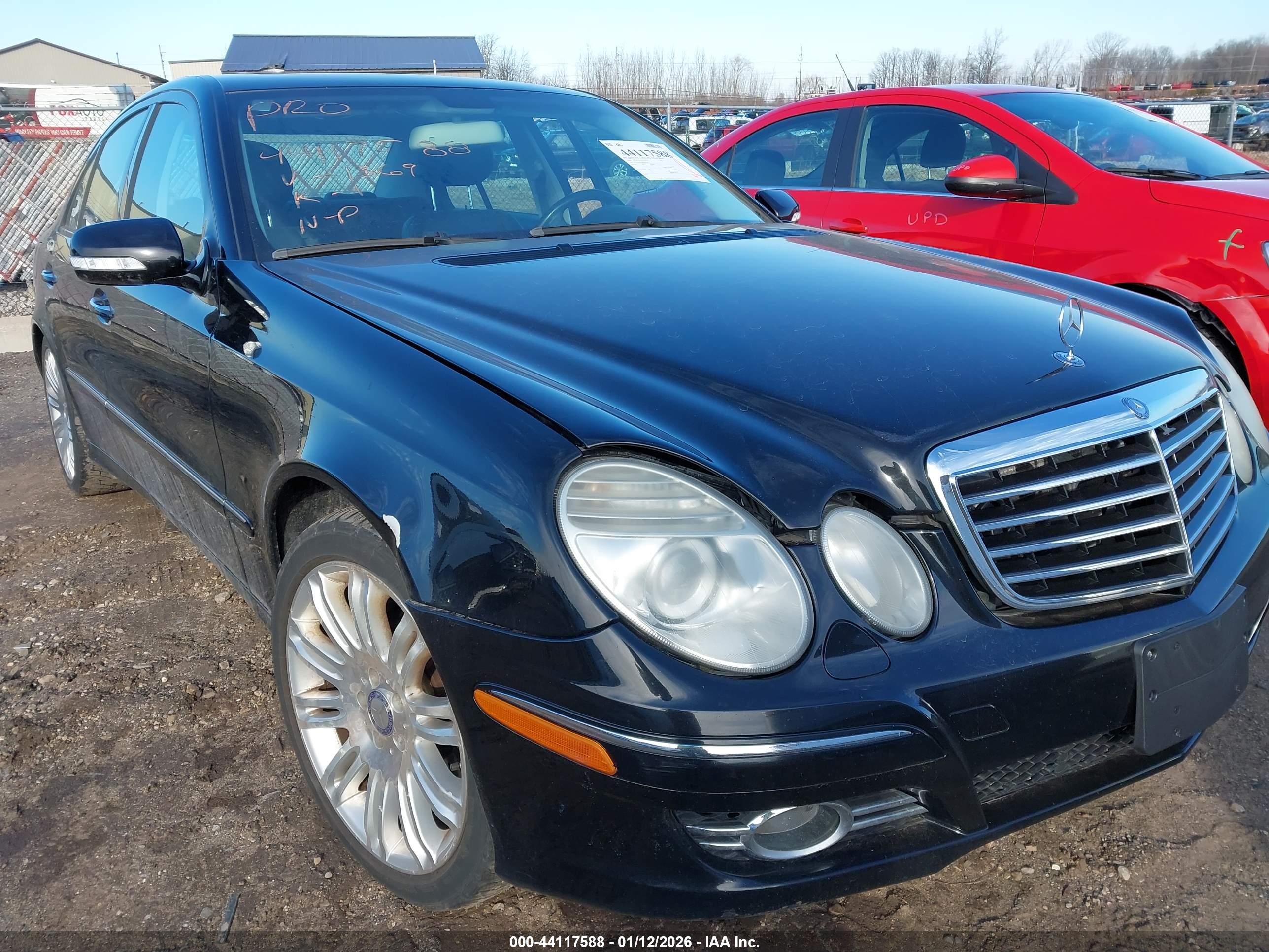 MERCEDES-BENZ E image 6