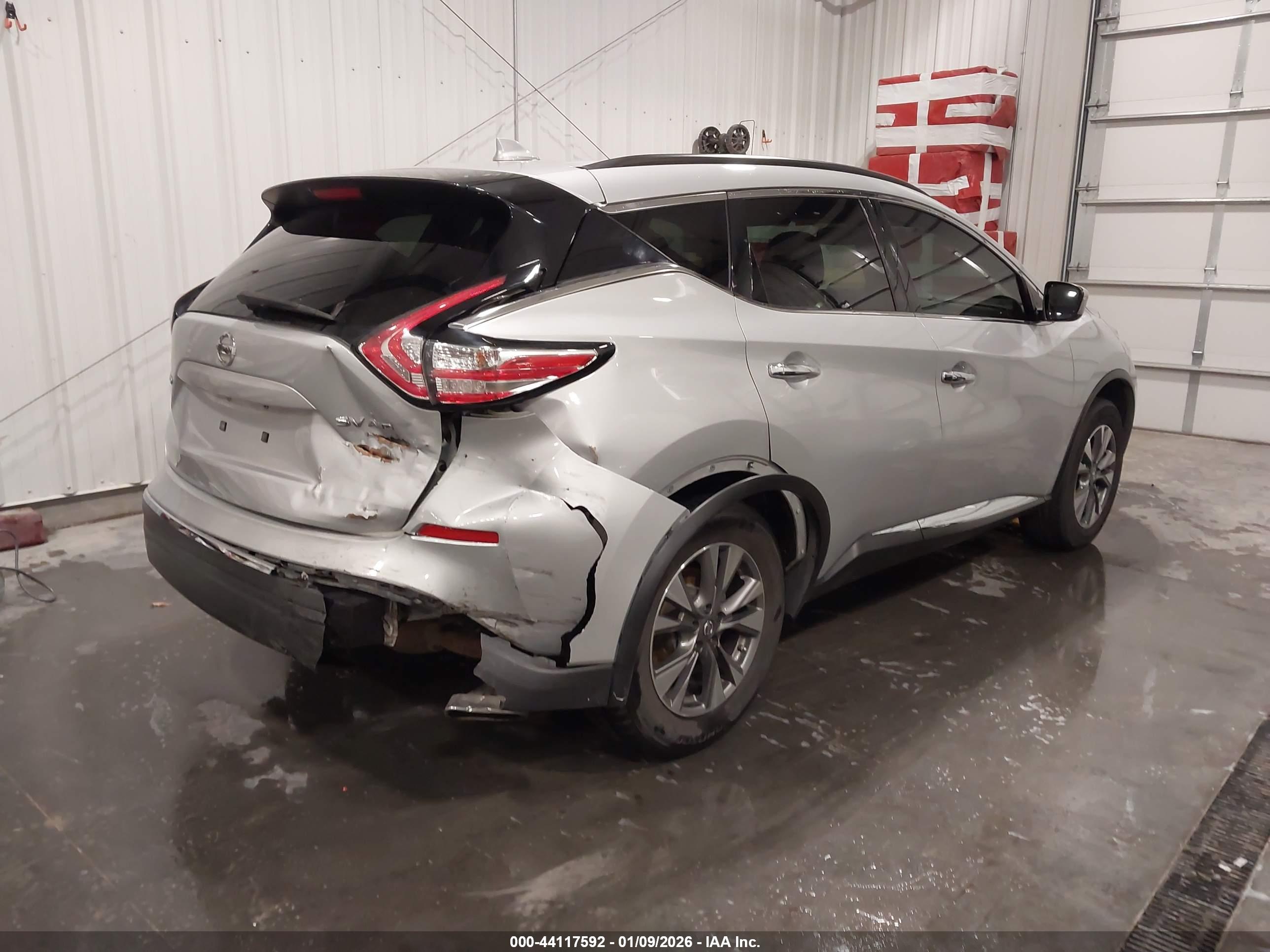 NISSAN MURANO image 4