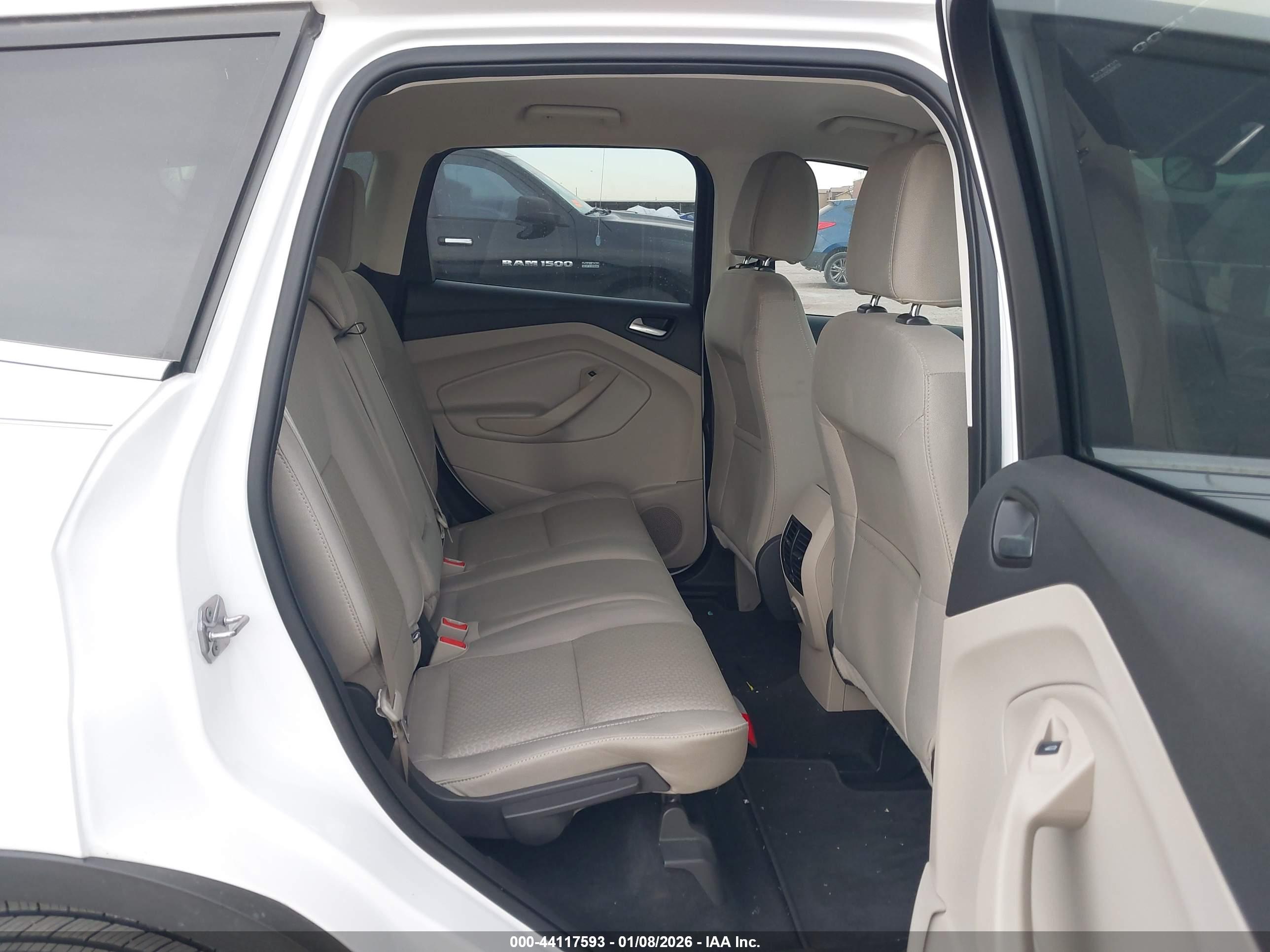 FORD ESCAPE image 8