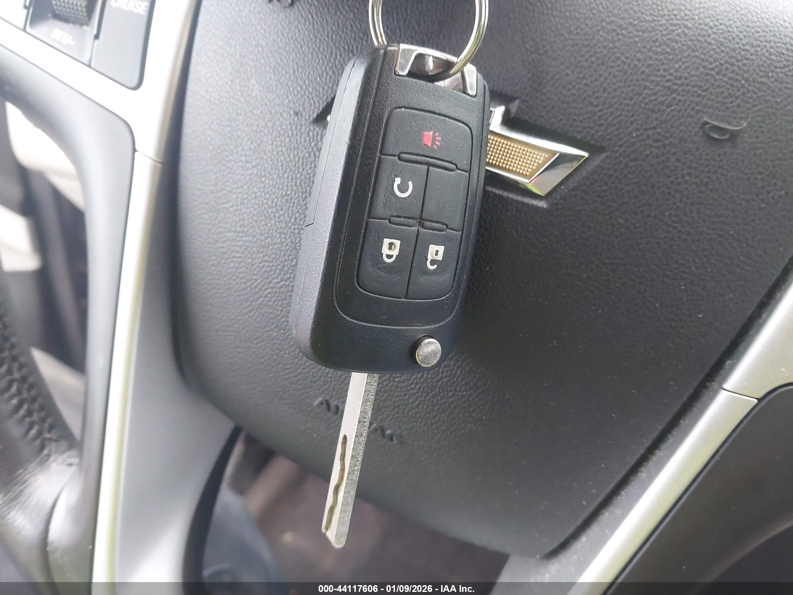 CHEVROLET EQUINOX image 11