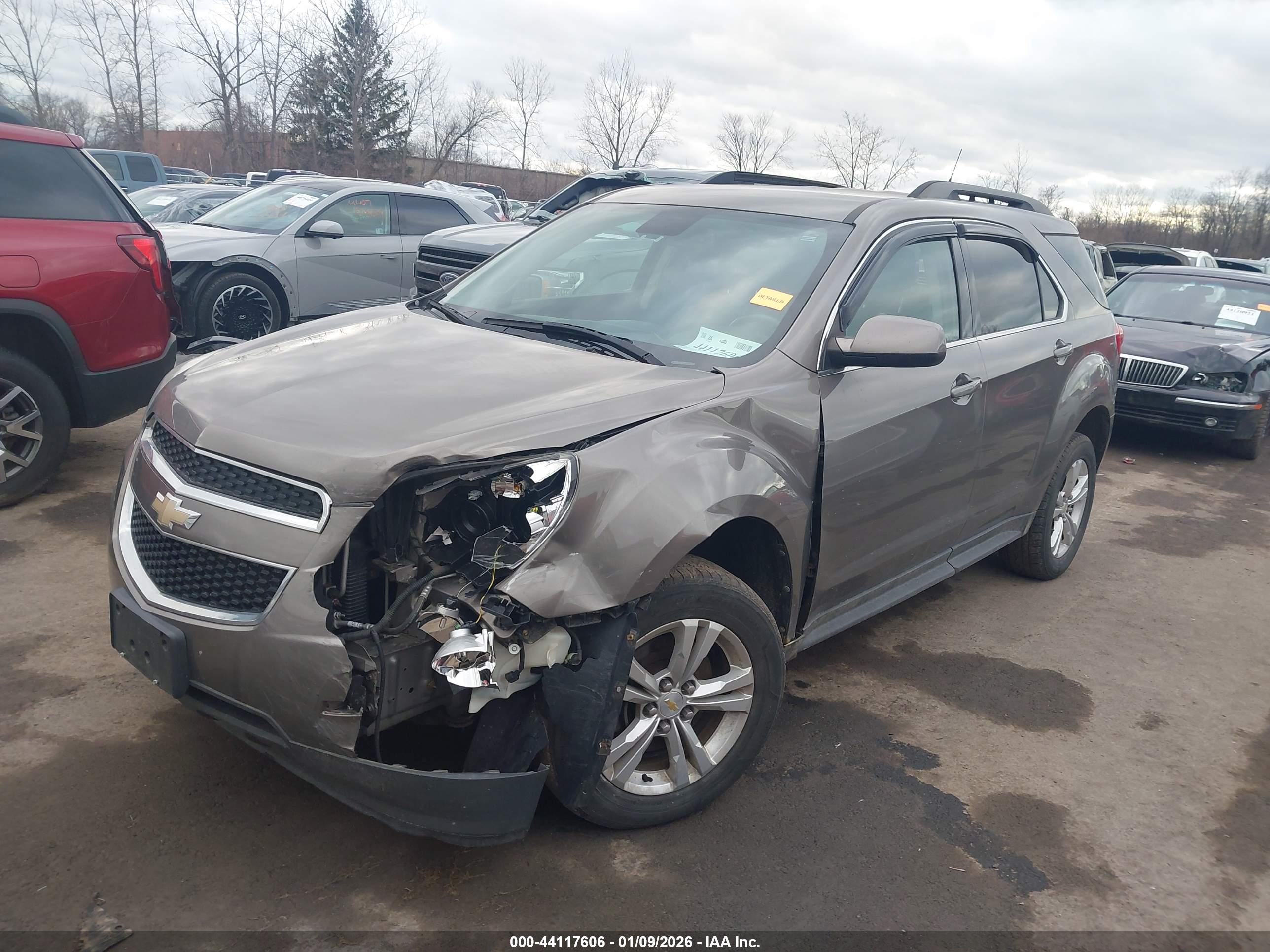 CHEVROLET EQUINOX image 2