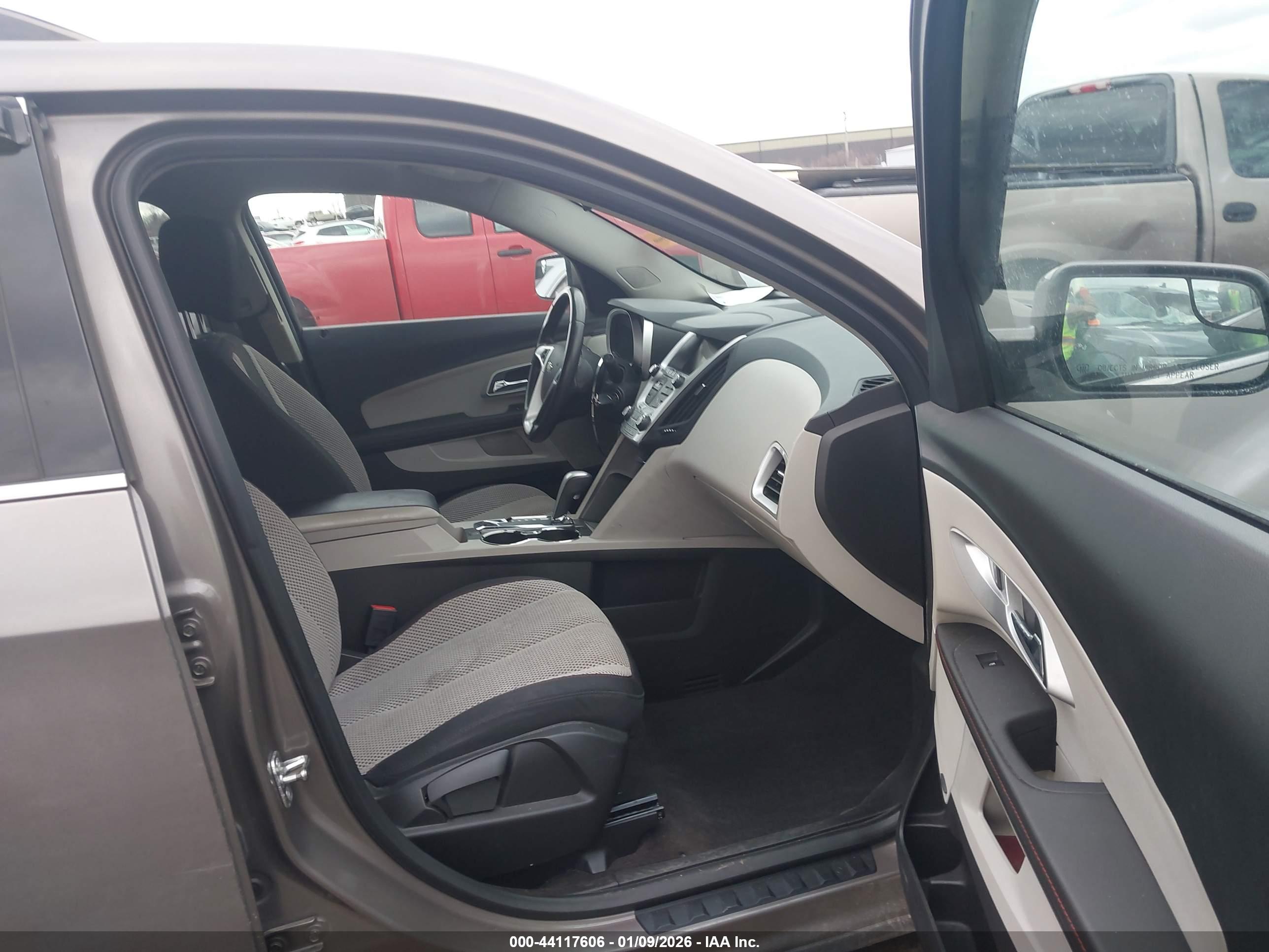 CHEVROLET EQUINOX image 5