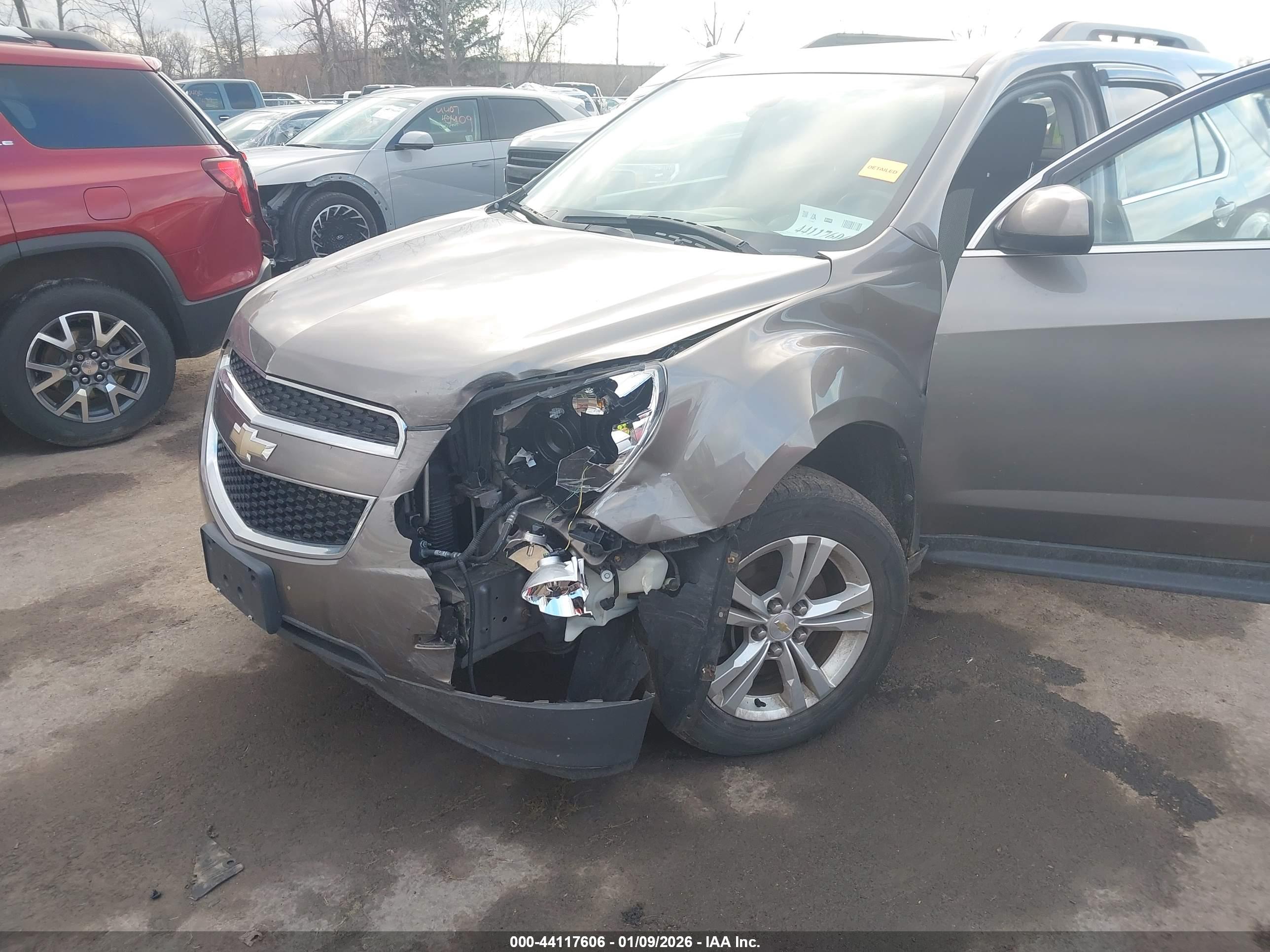 CHEVROLET EQUINOX image 6