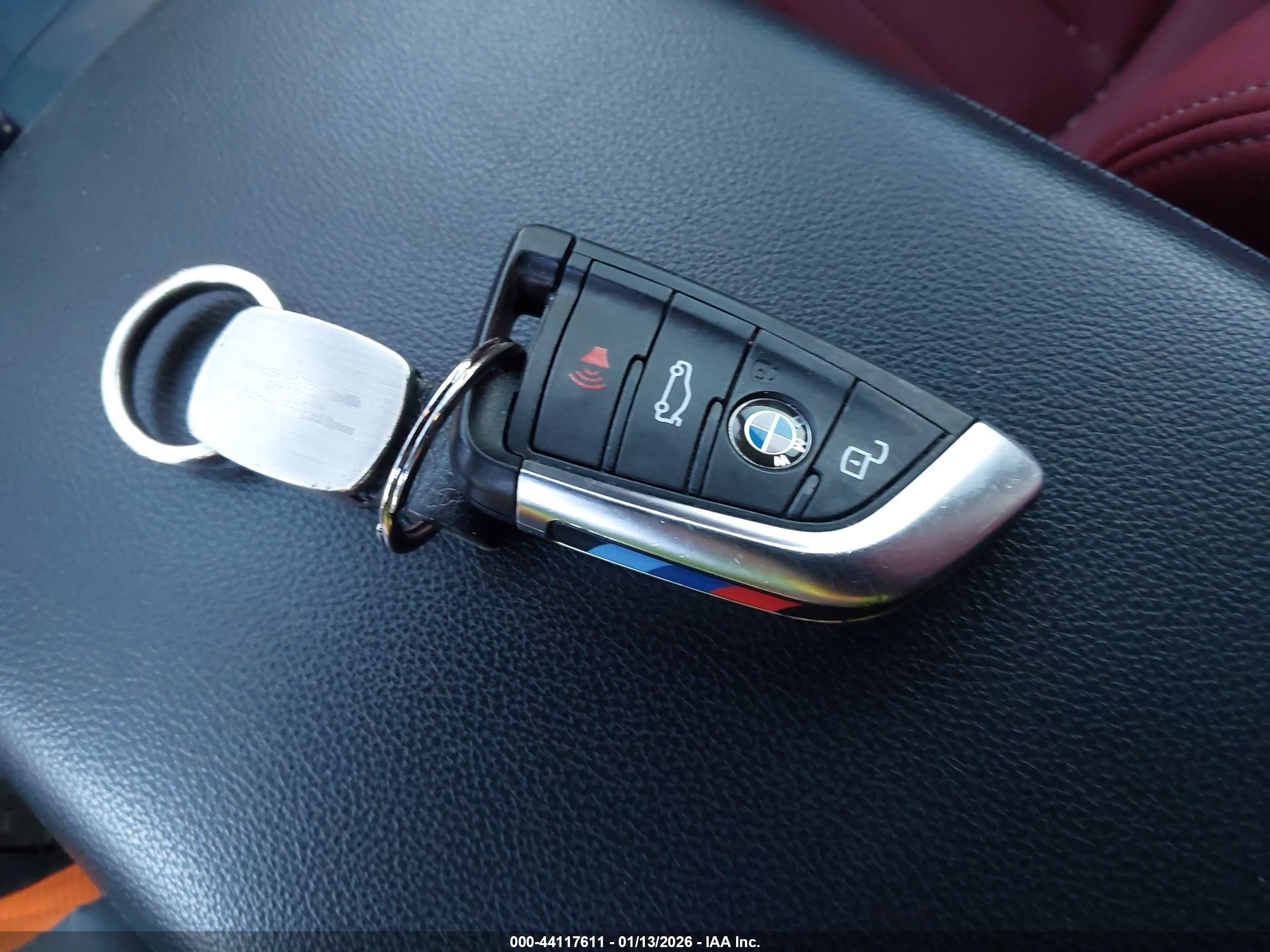 BMW X4 image 11