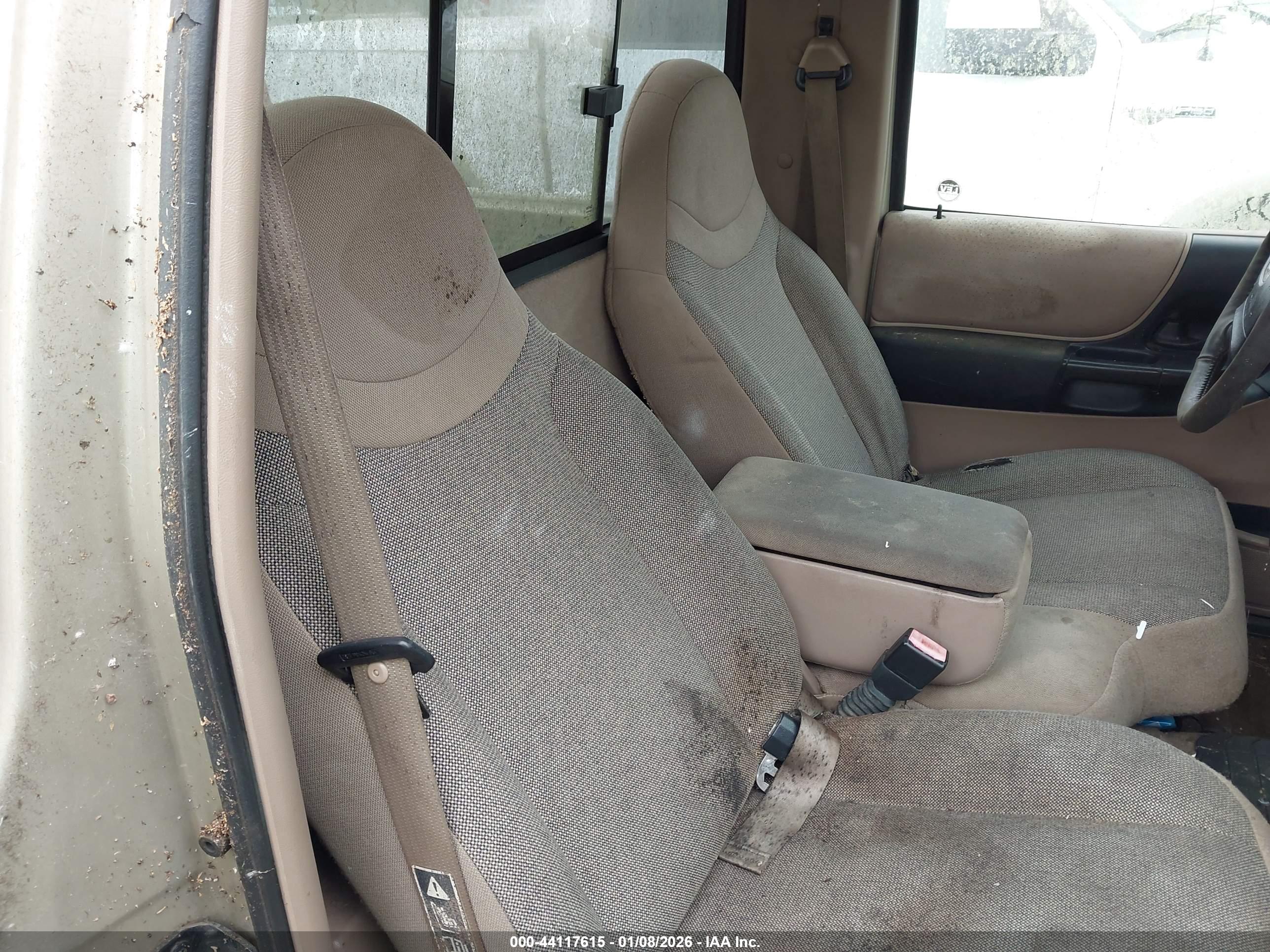 FORD RANGER image 8