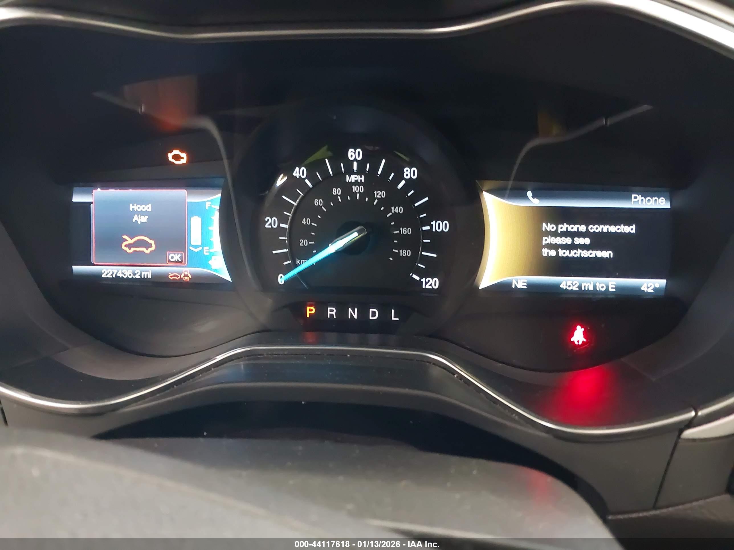 FORD FUSION image 7