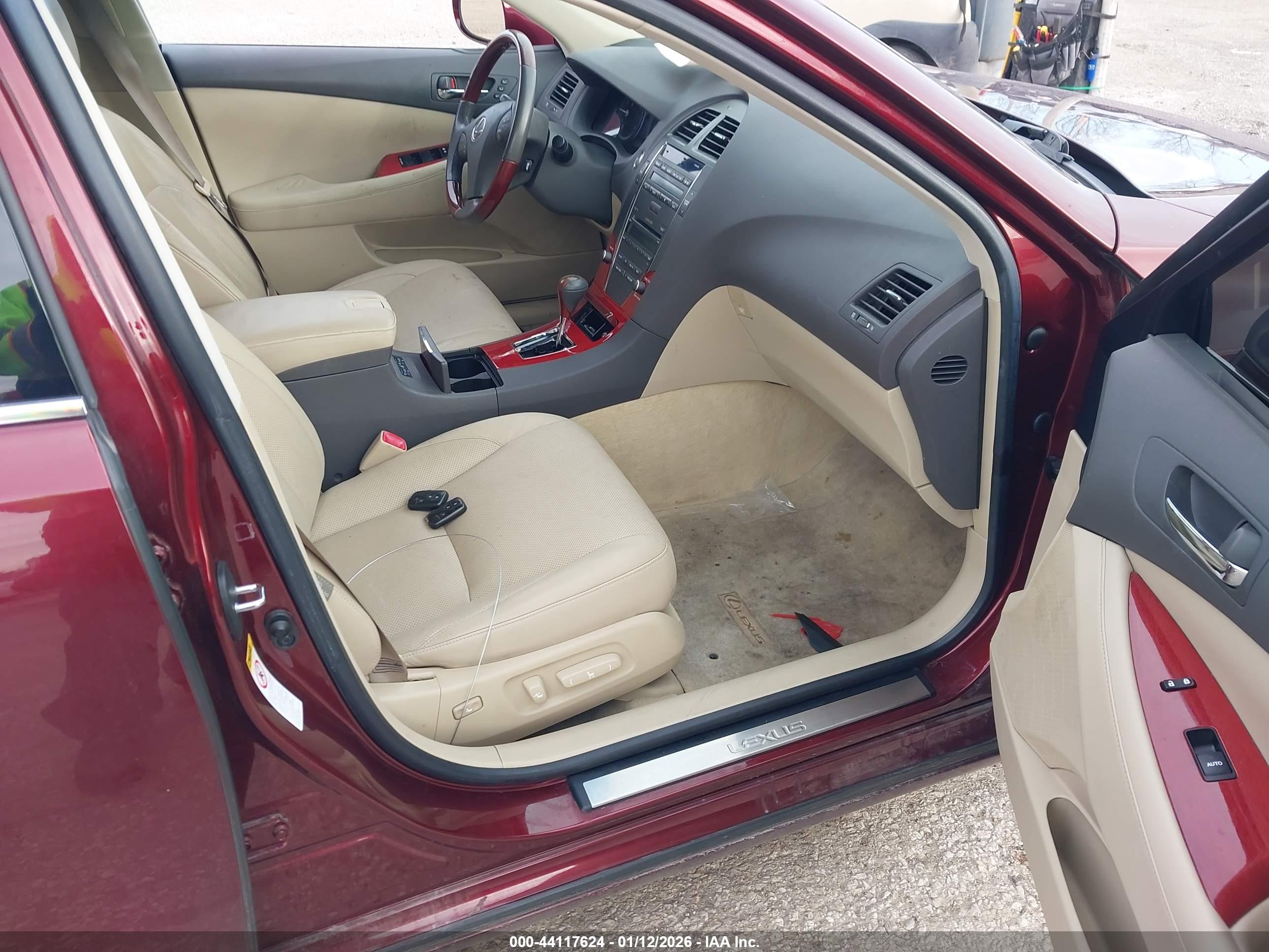 LEXUS ES image 5