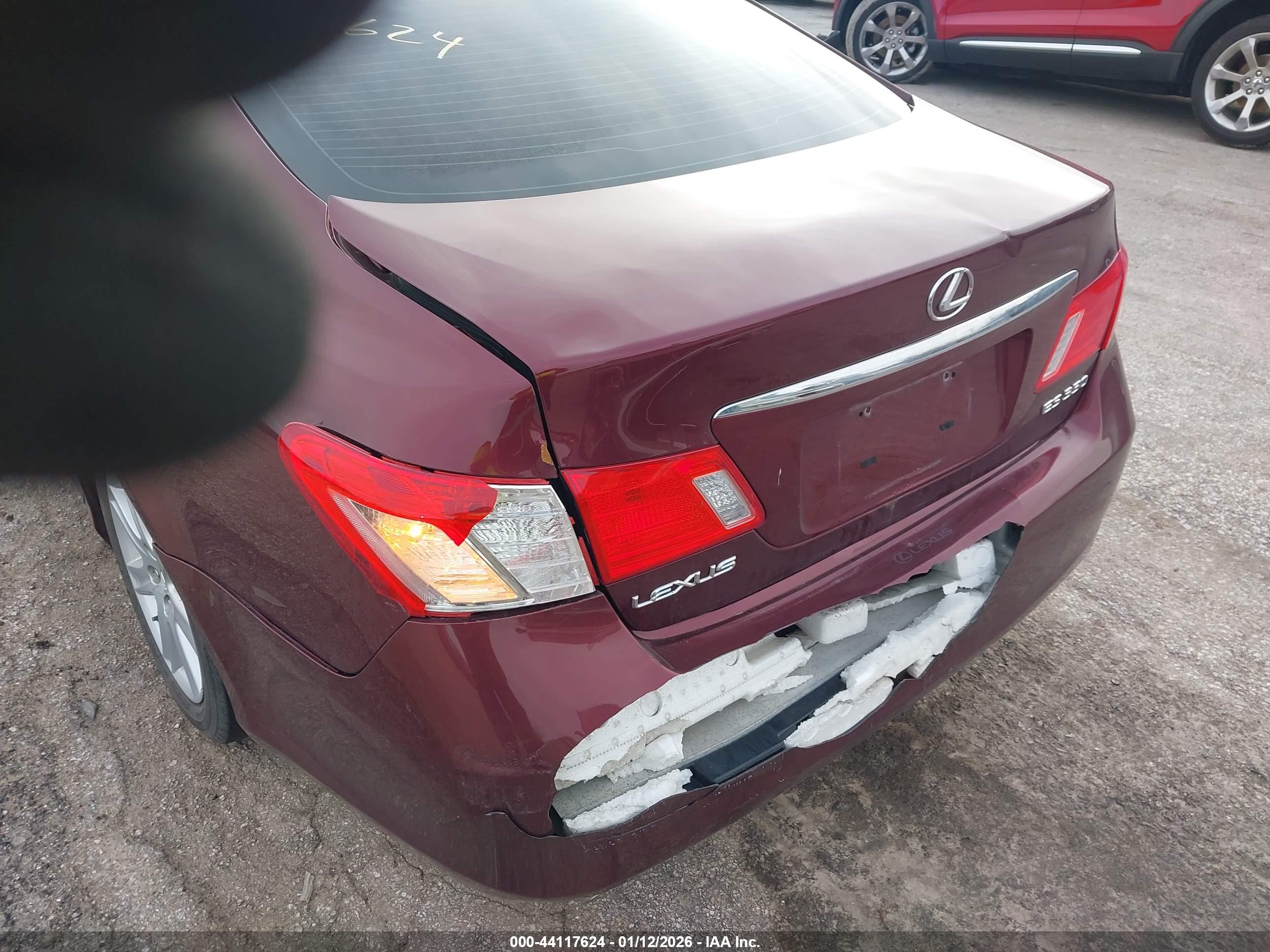 LEXUS ES image 6