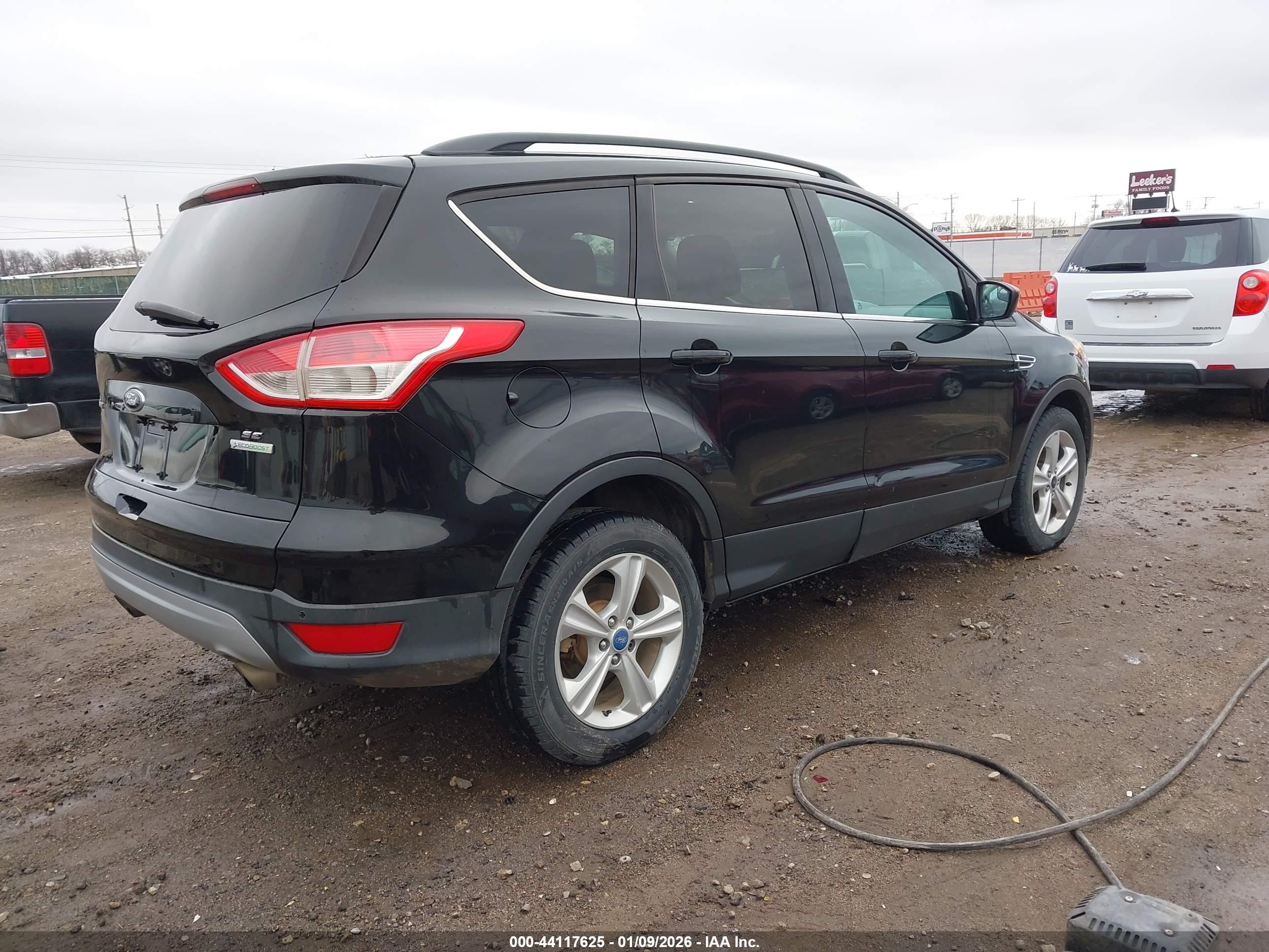 FORD ESCAPE image 4
