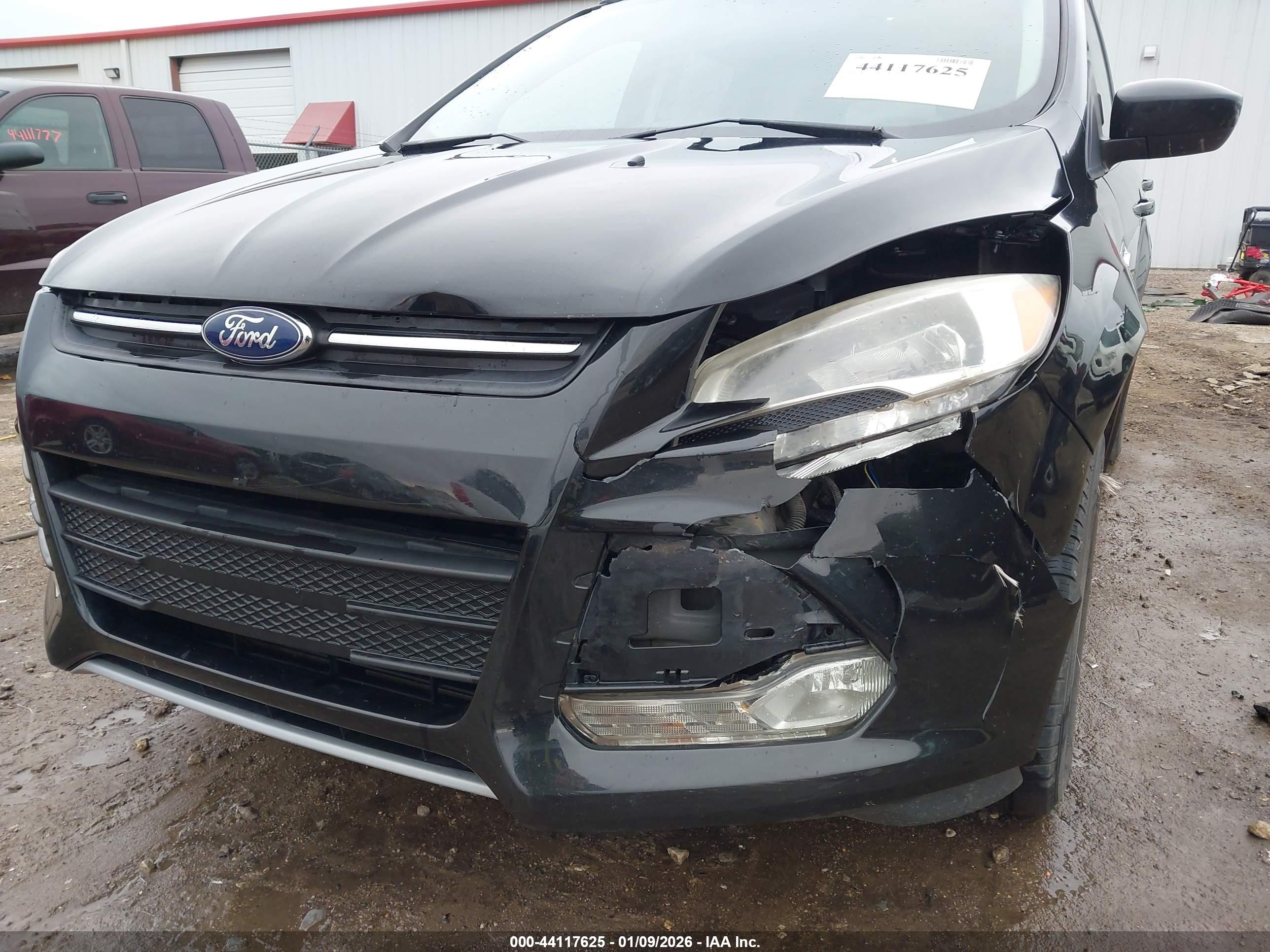 FORD ESCAPE image 6