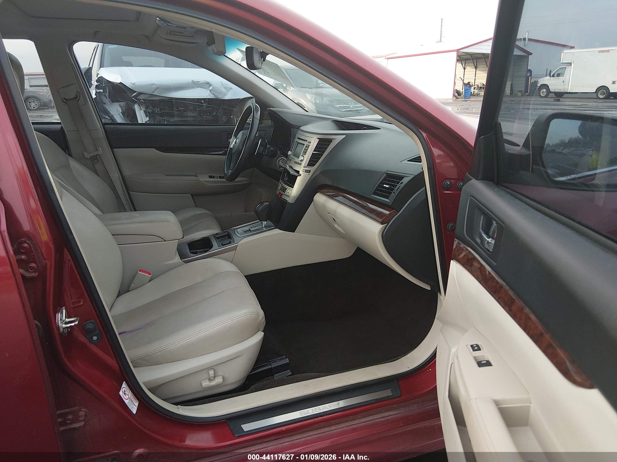 SUBARU LEGACY image 5